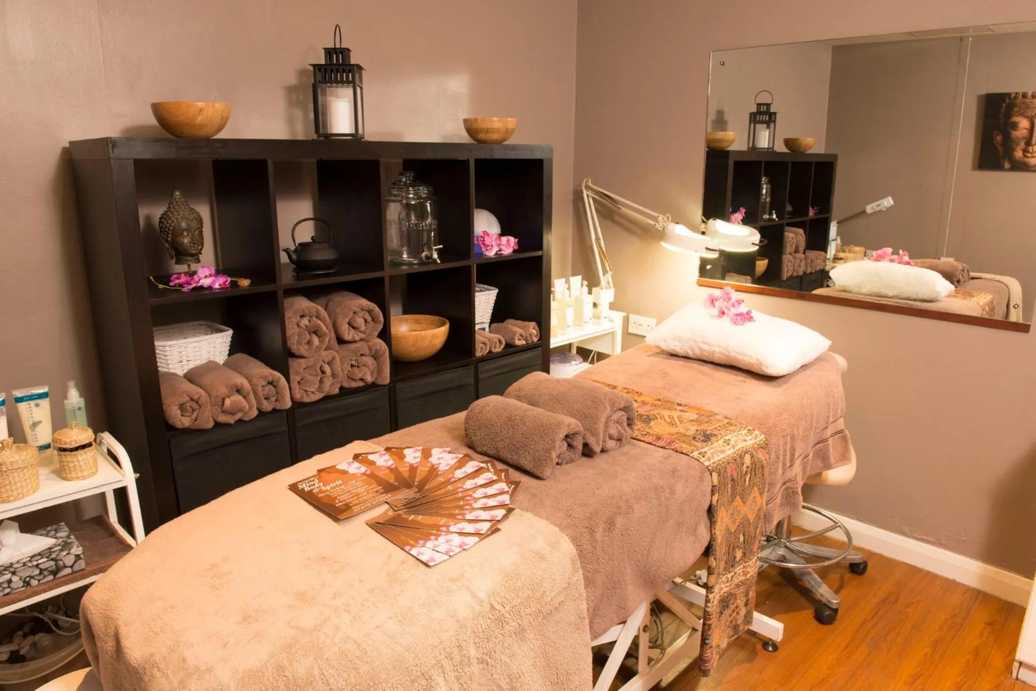 Fitness centre/facilities, Bed in Holiday Inn Brentwood by IHG