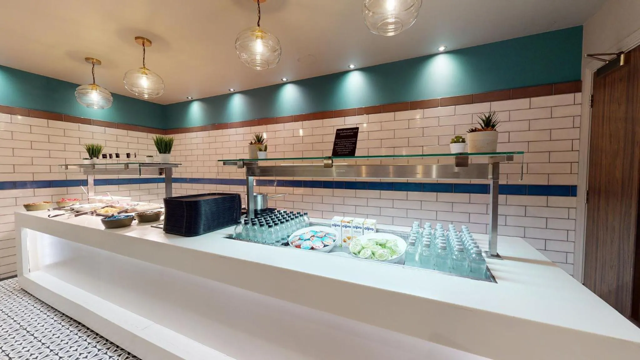 Breakfast in Holiday Inn Brentwood by IHG