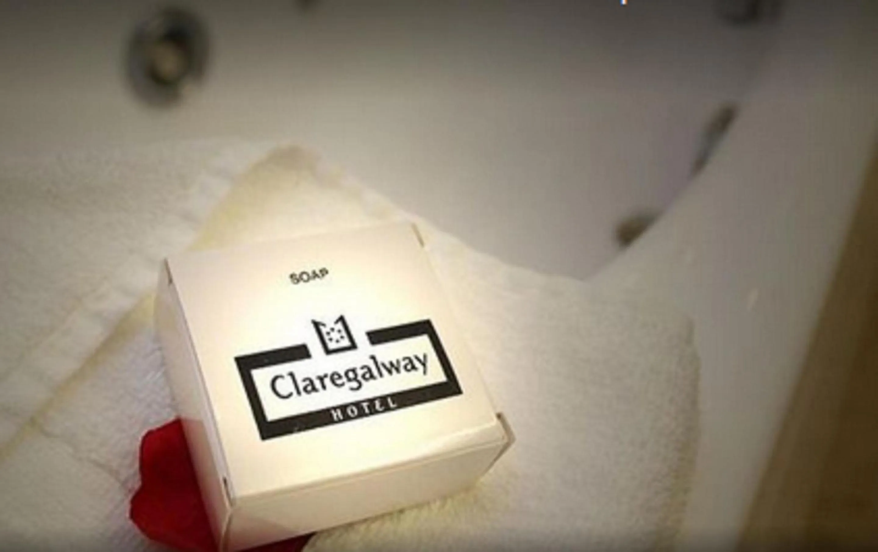 Bathroom in Claregalway Hotel