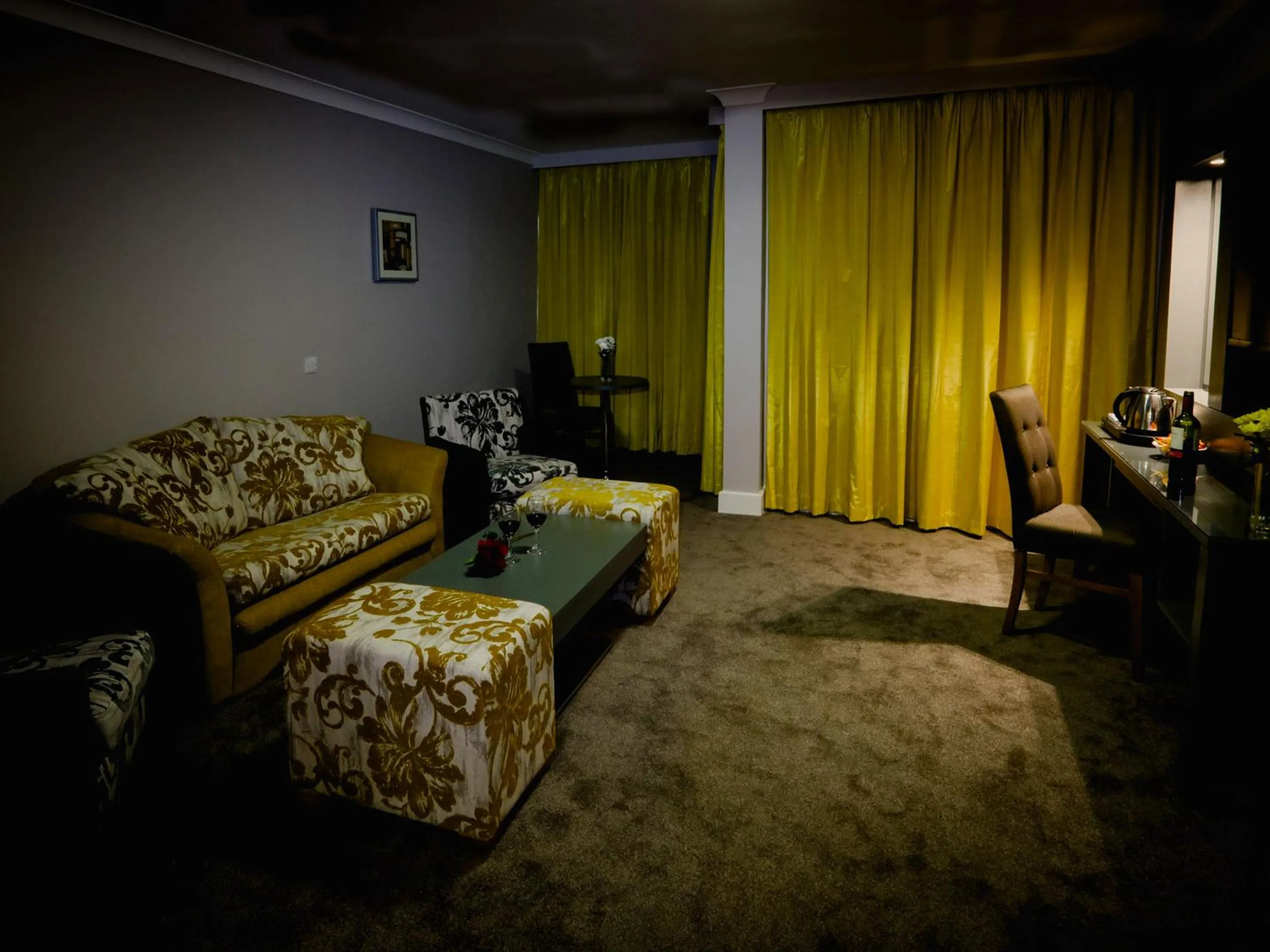 Seating area, Bed in Claregalway Hotel