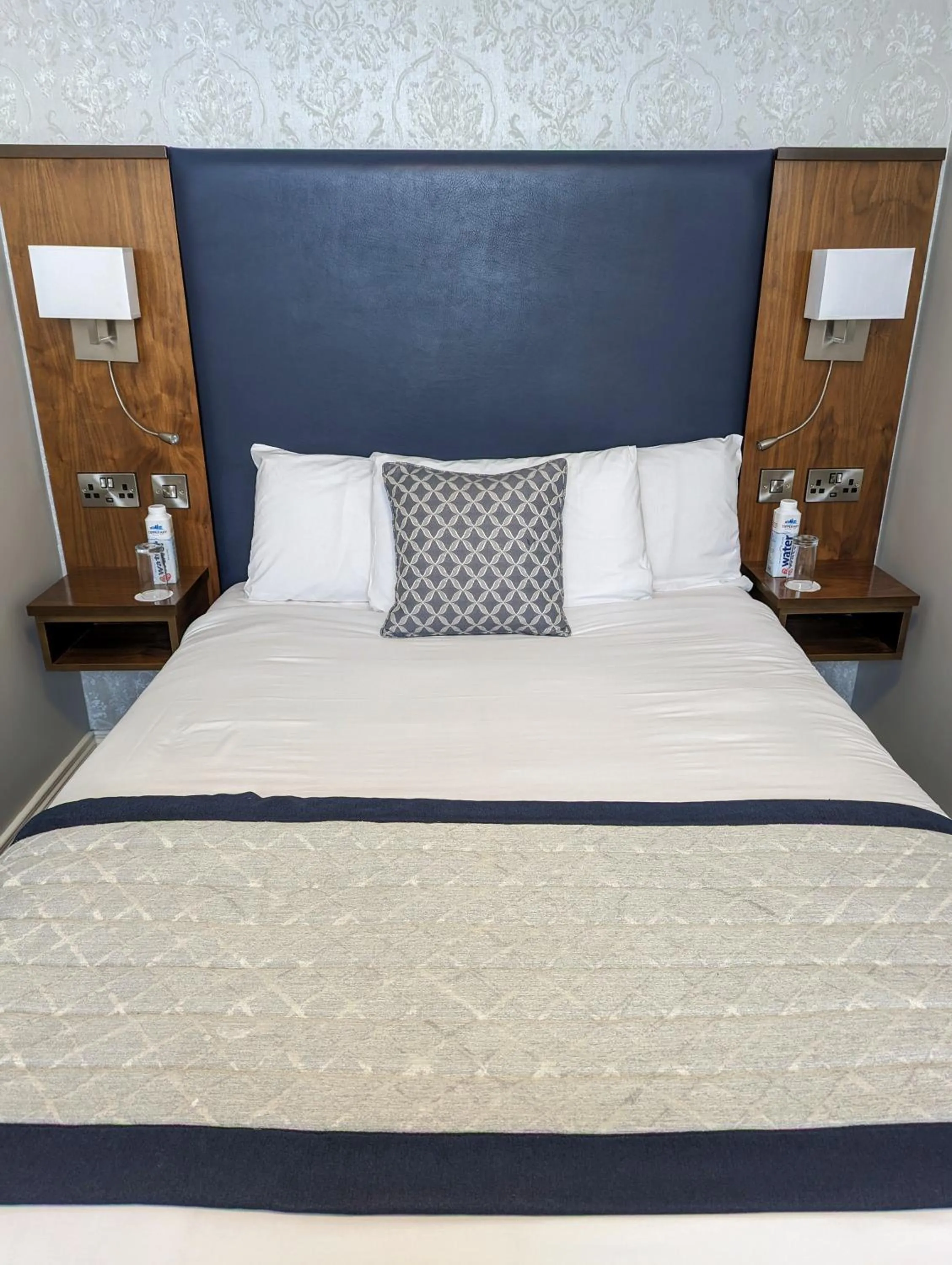 Bed in The Western Hotel