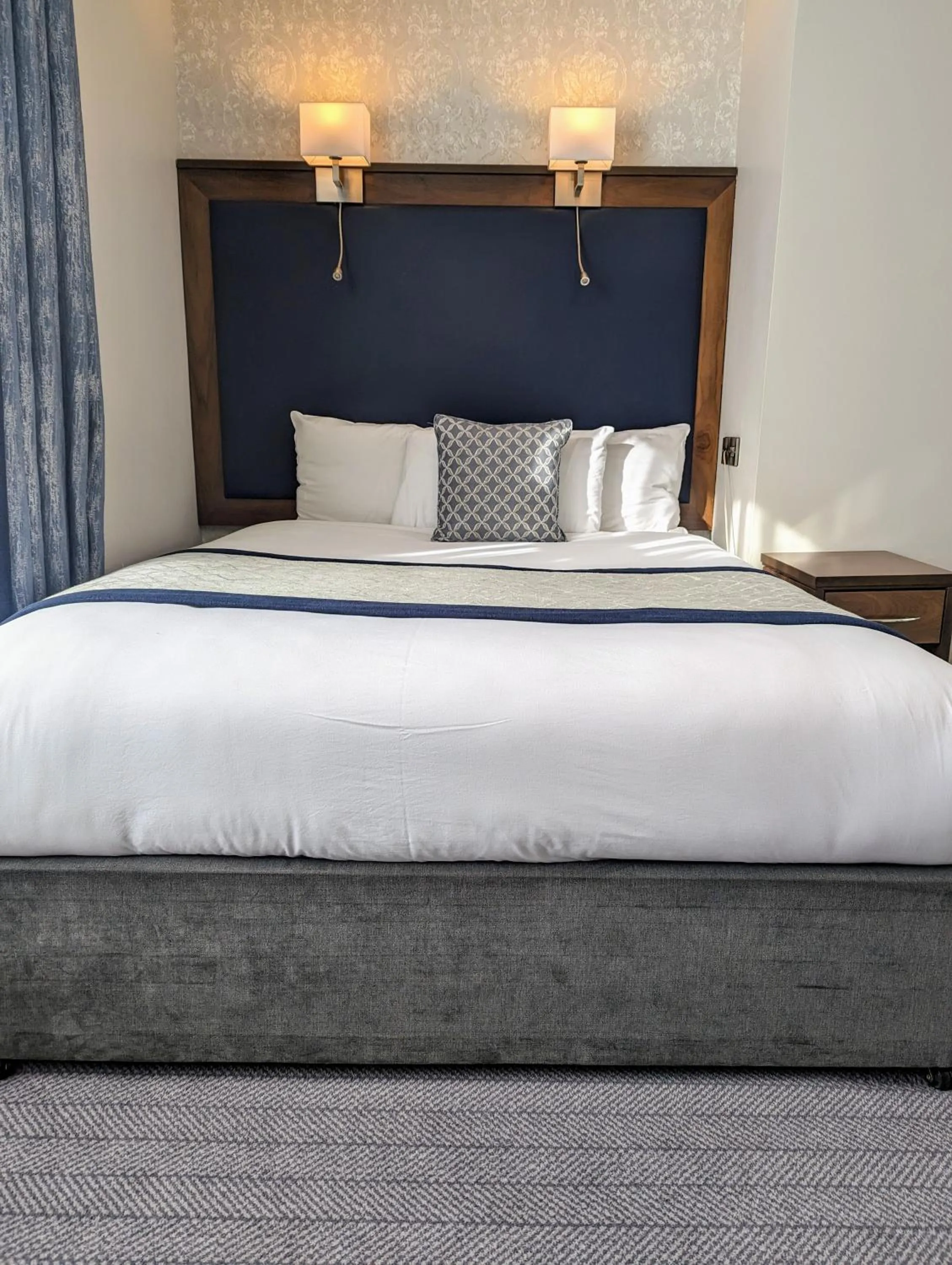 Bed in The Western Hotel