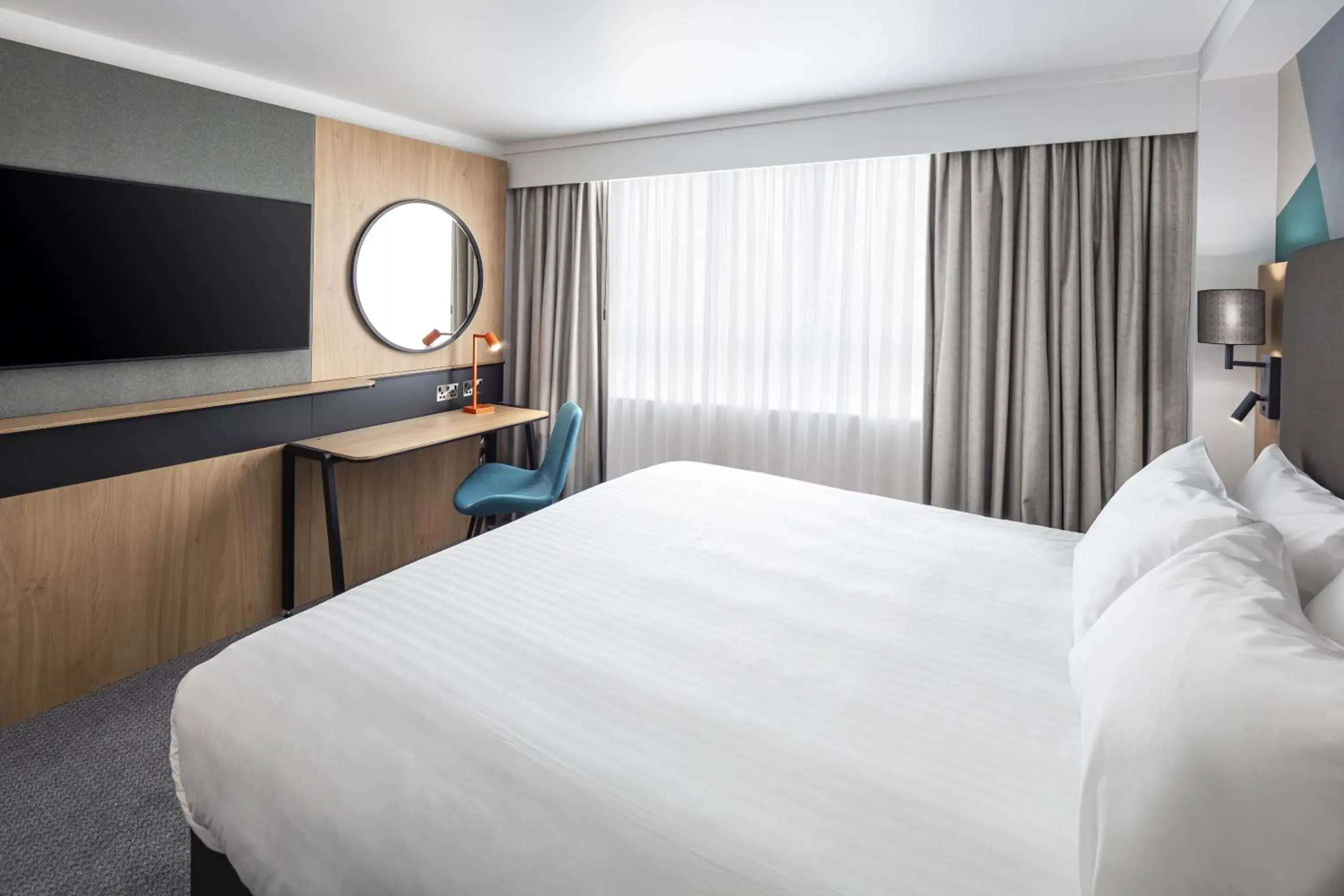 Premium Room in Holiday Inn London - Gatwick Airport by IHG Premium Room in Holiday Inn London - Gatwick Airport by IHG