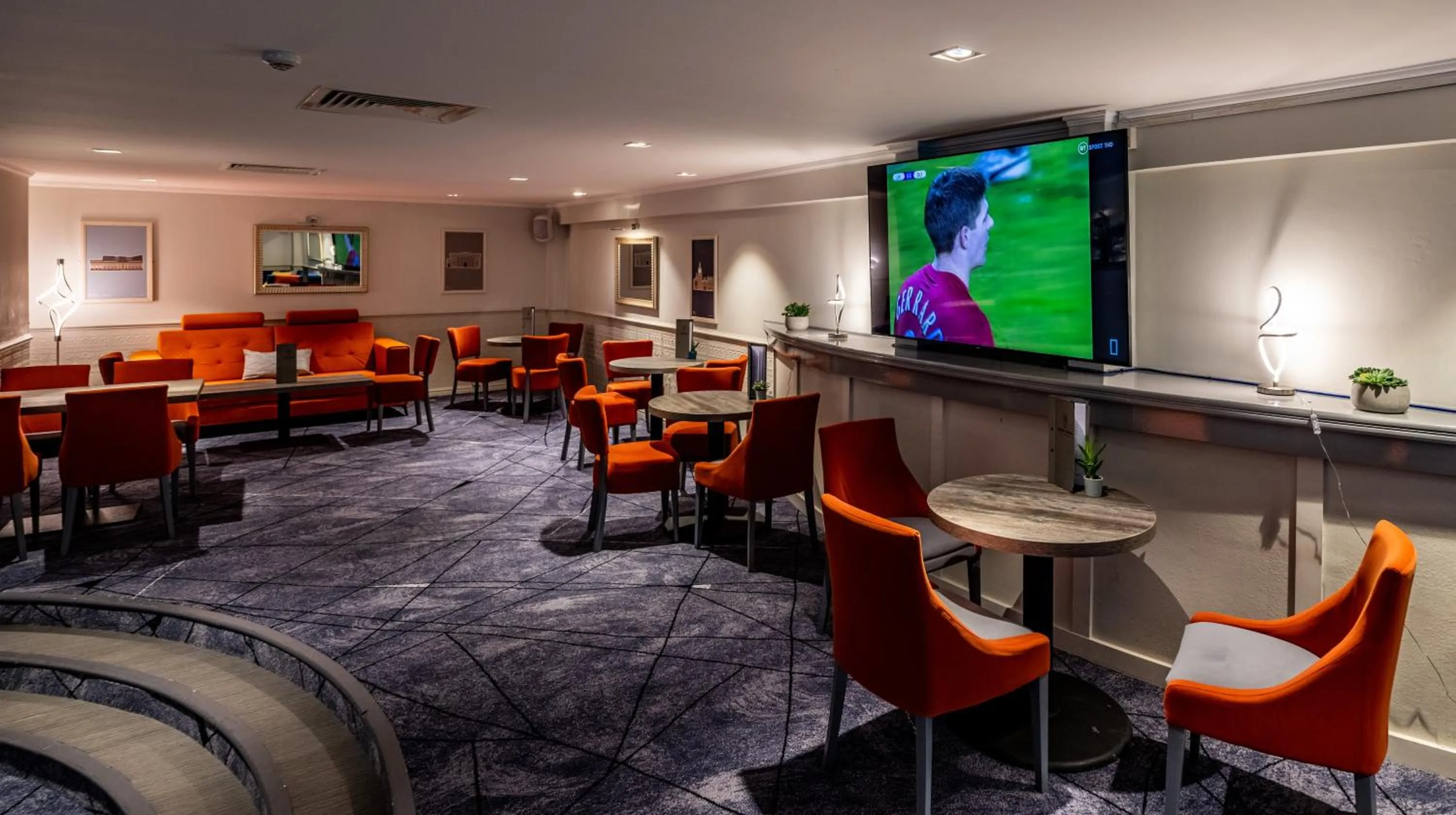 Lounge or bar in Copthorne Aberdeen Hotel