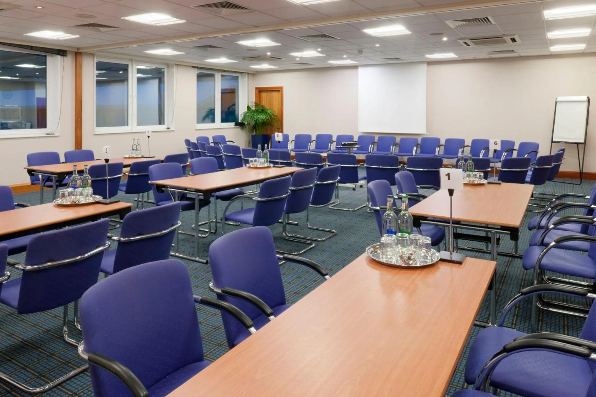 Meeting/conference room in Holiday Inn Edinburgh Zoo by IHG
