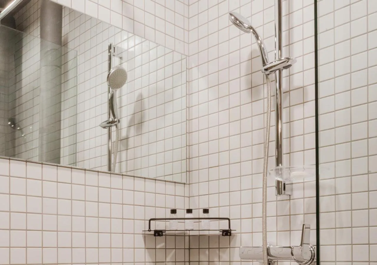 Shower in Playce Camp Jeju