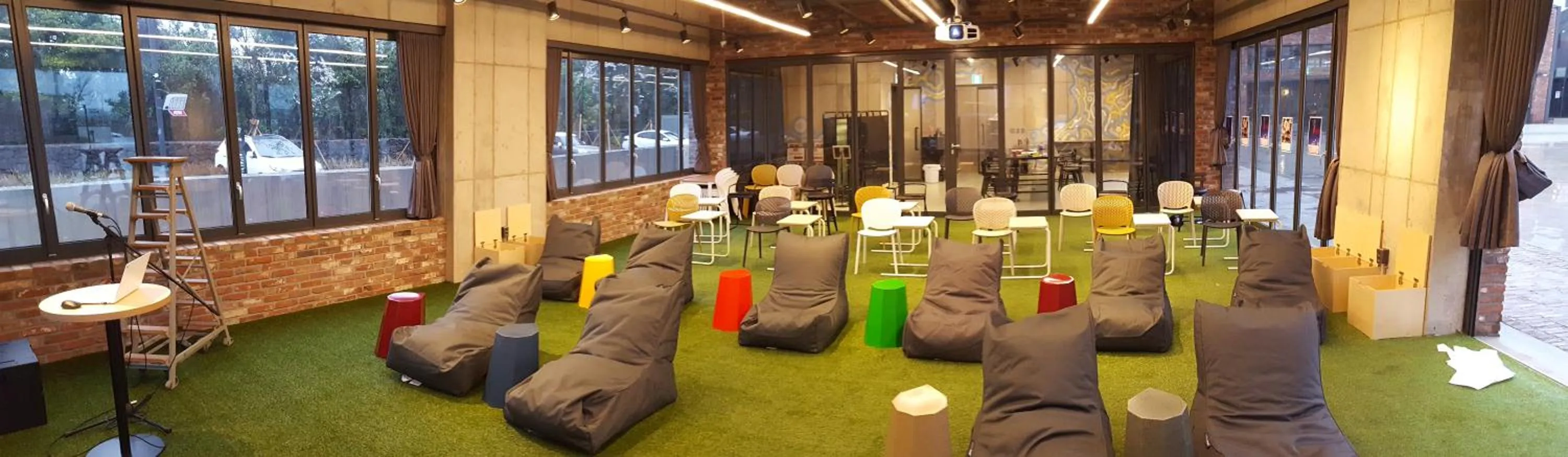 Banquet/Function facilities in Playce Camp Jeju