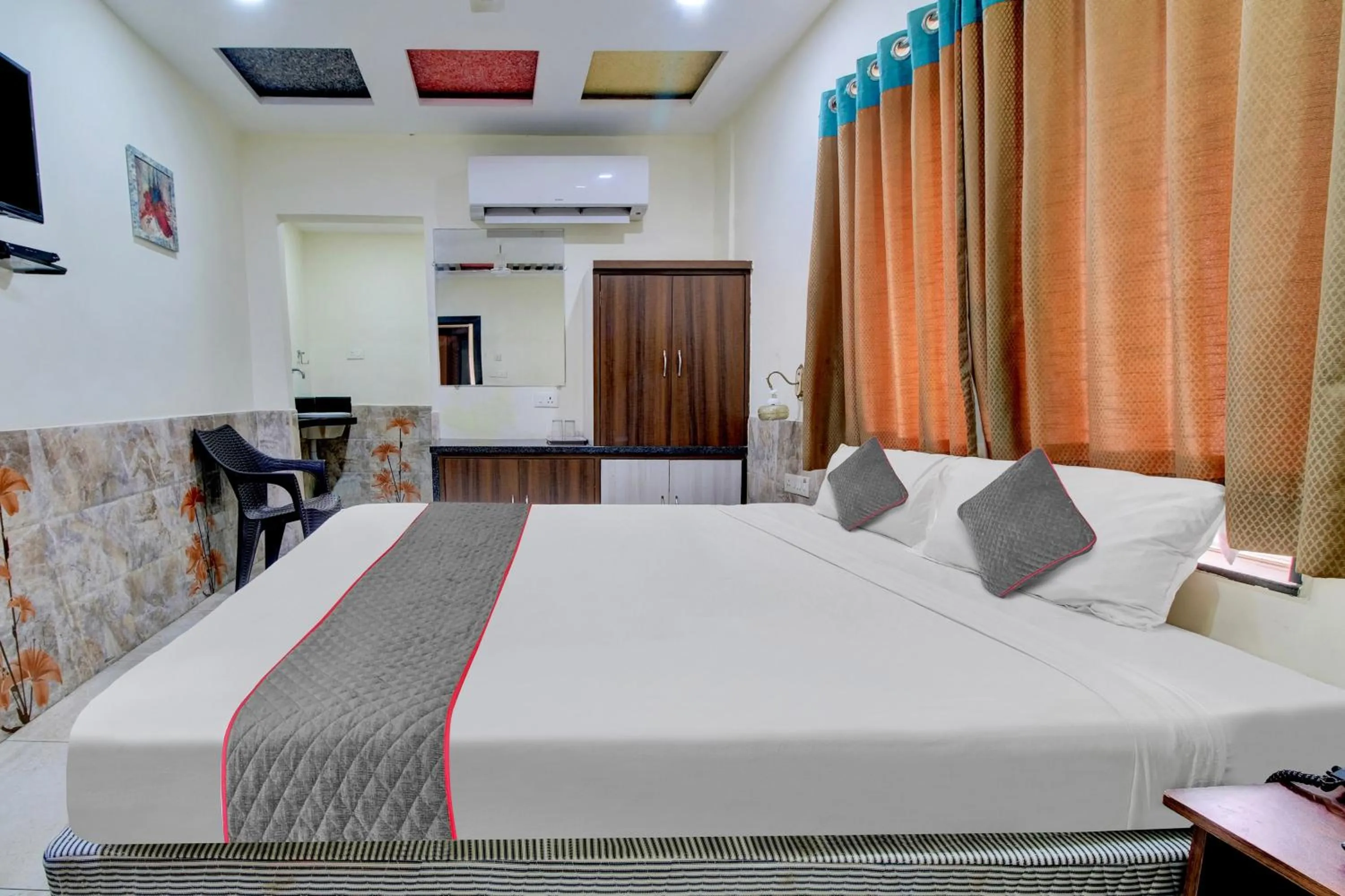 Bedroom, Bed in Hotel O Jaya Fortune