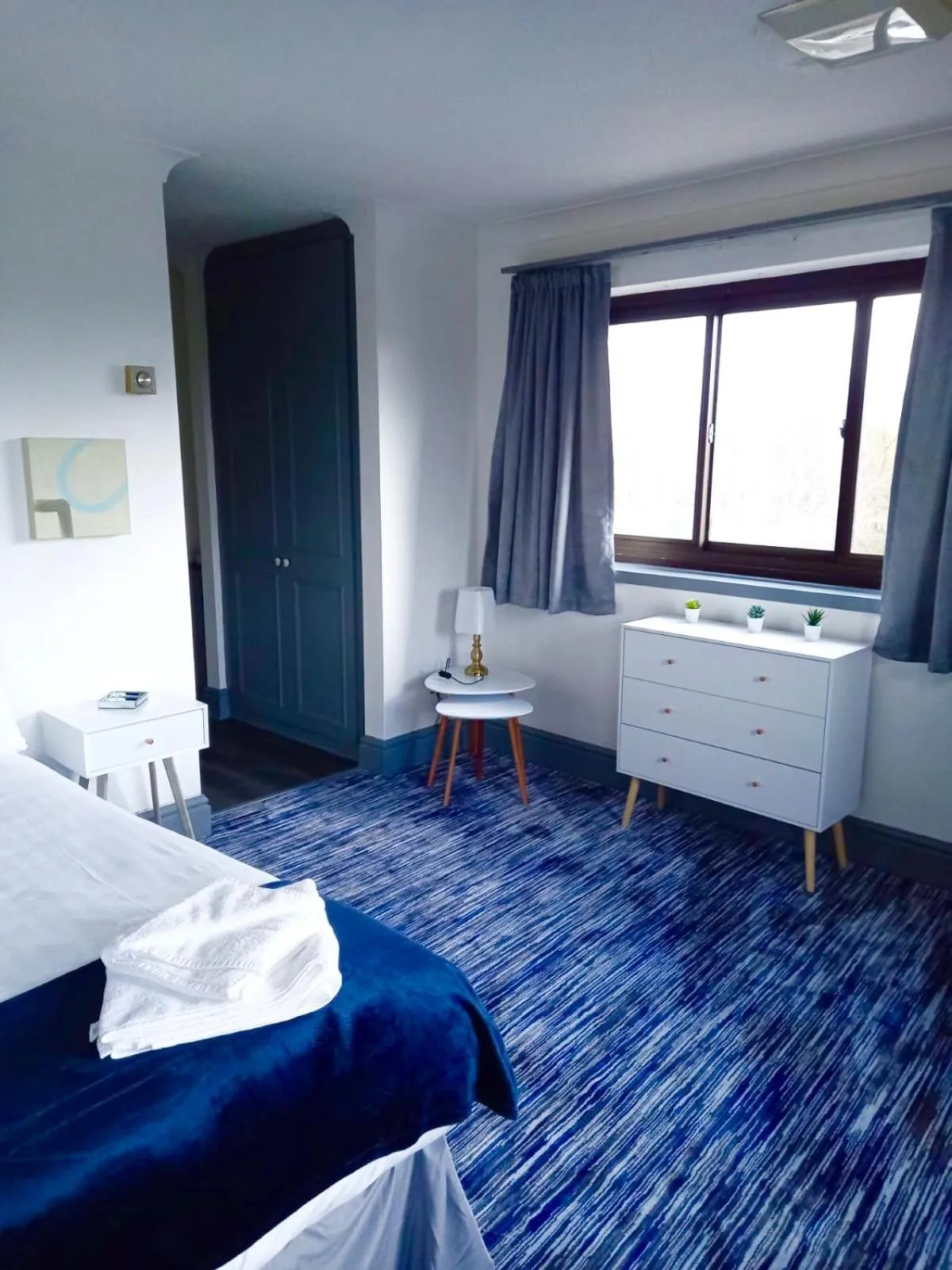 Bedroom, Bed in Himley Country Hotel