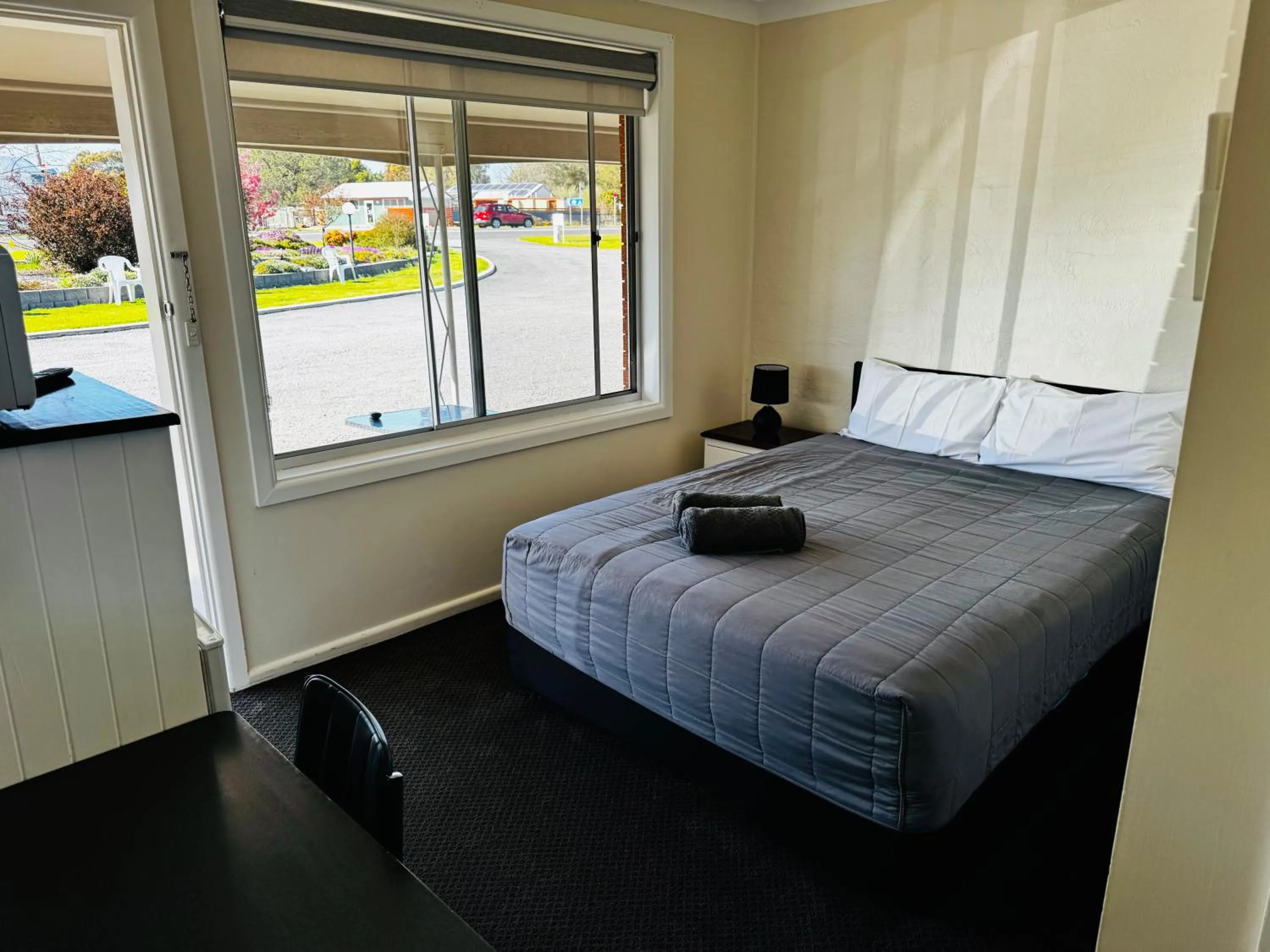 Bed in Altona Motel