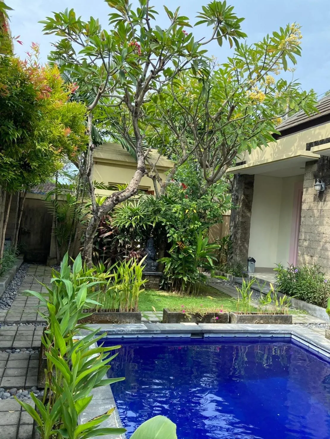 Ayu Love & Harmony Guest House