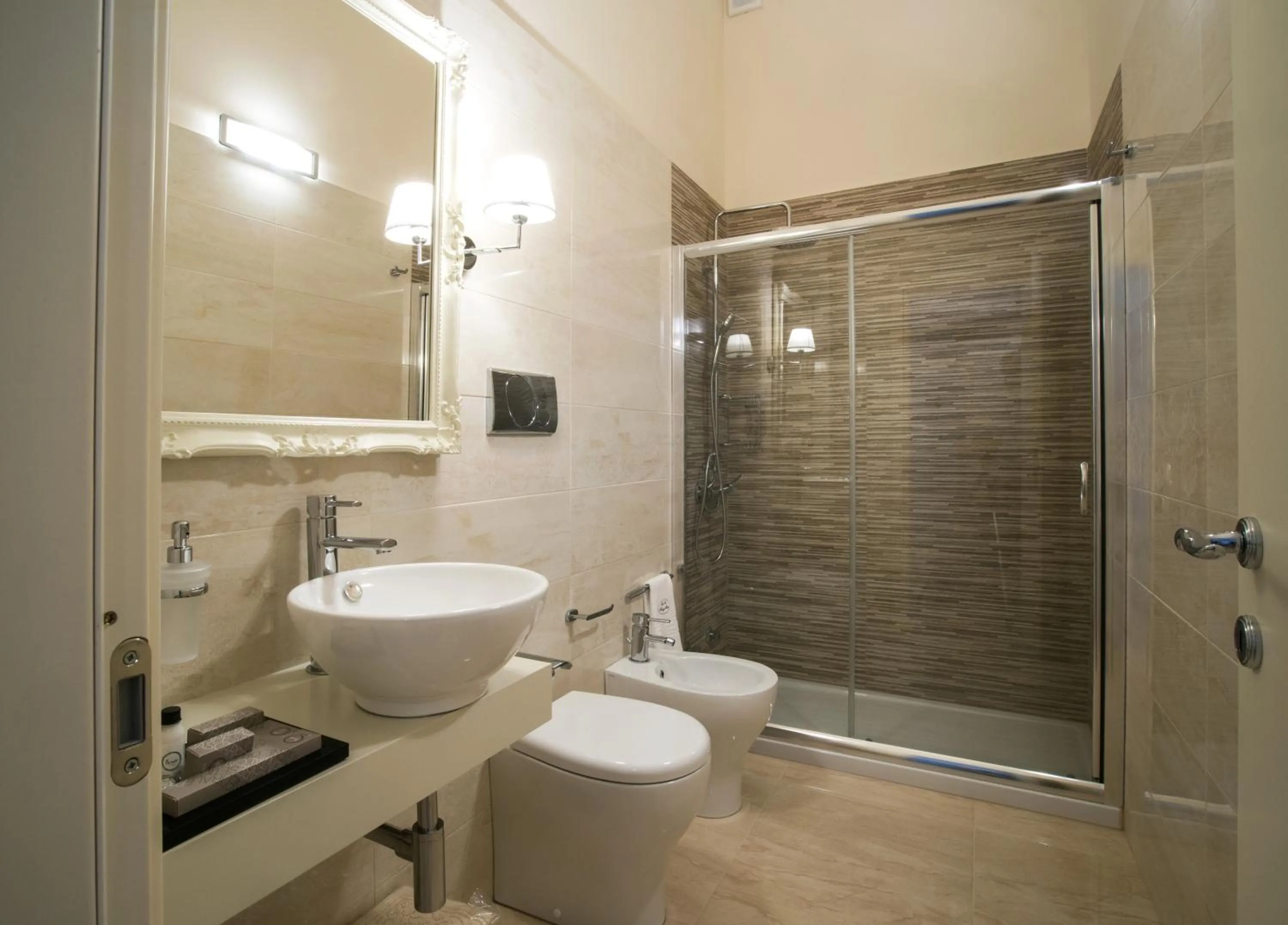 Bathroom in Palazzo Bove