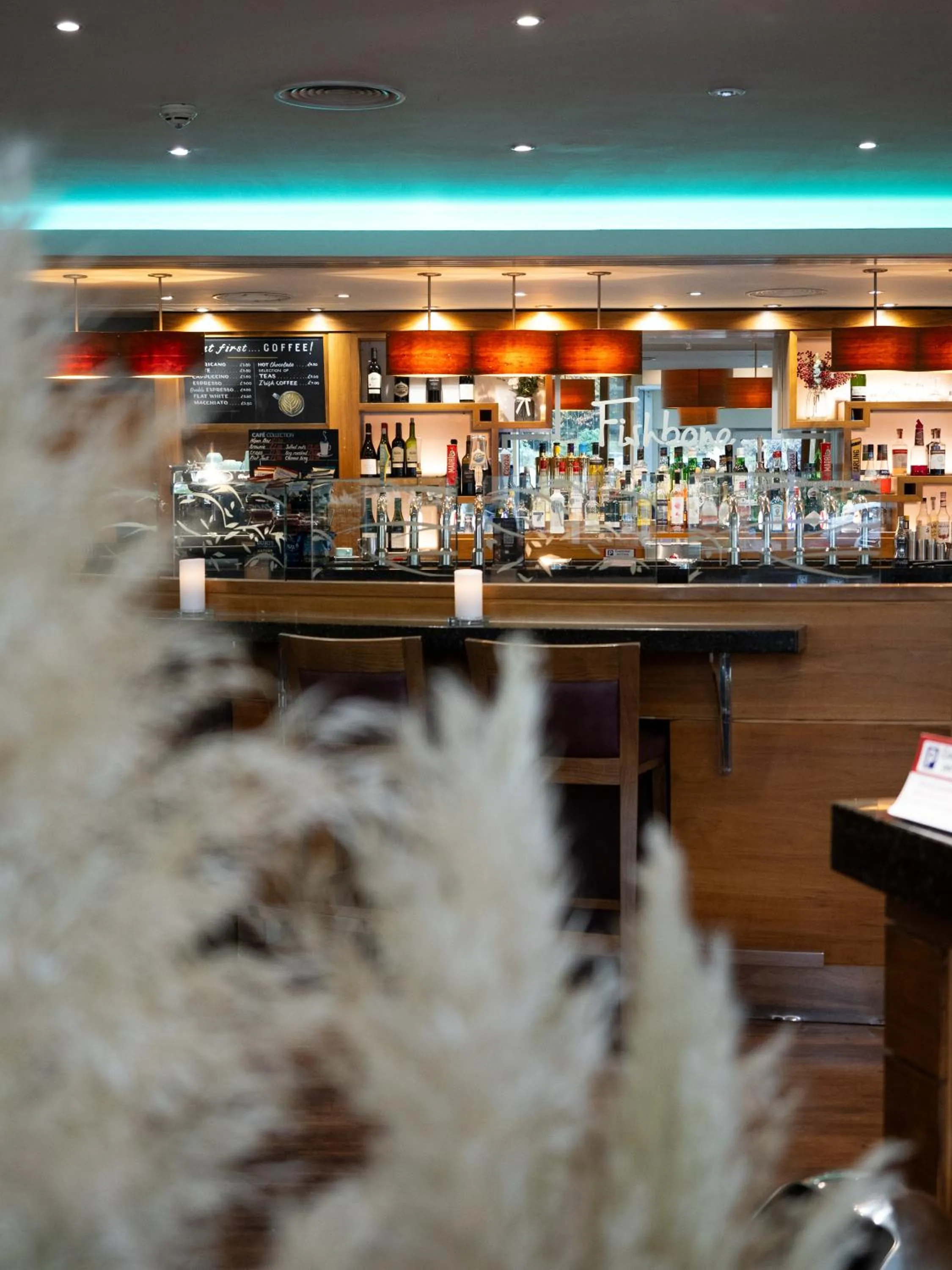 Lounge or bar in Future Inn Plymouth