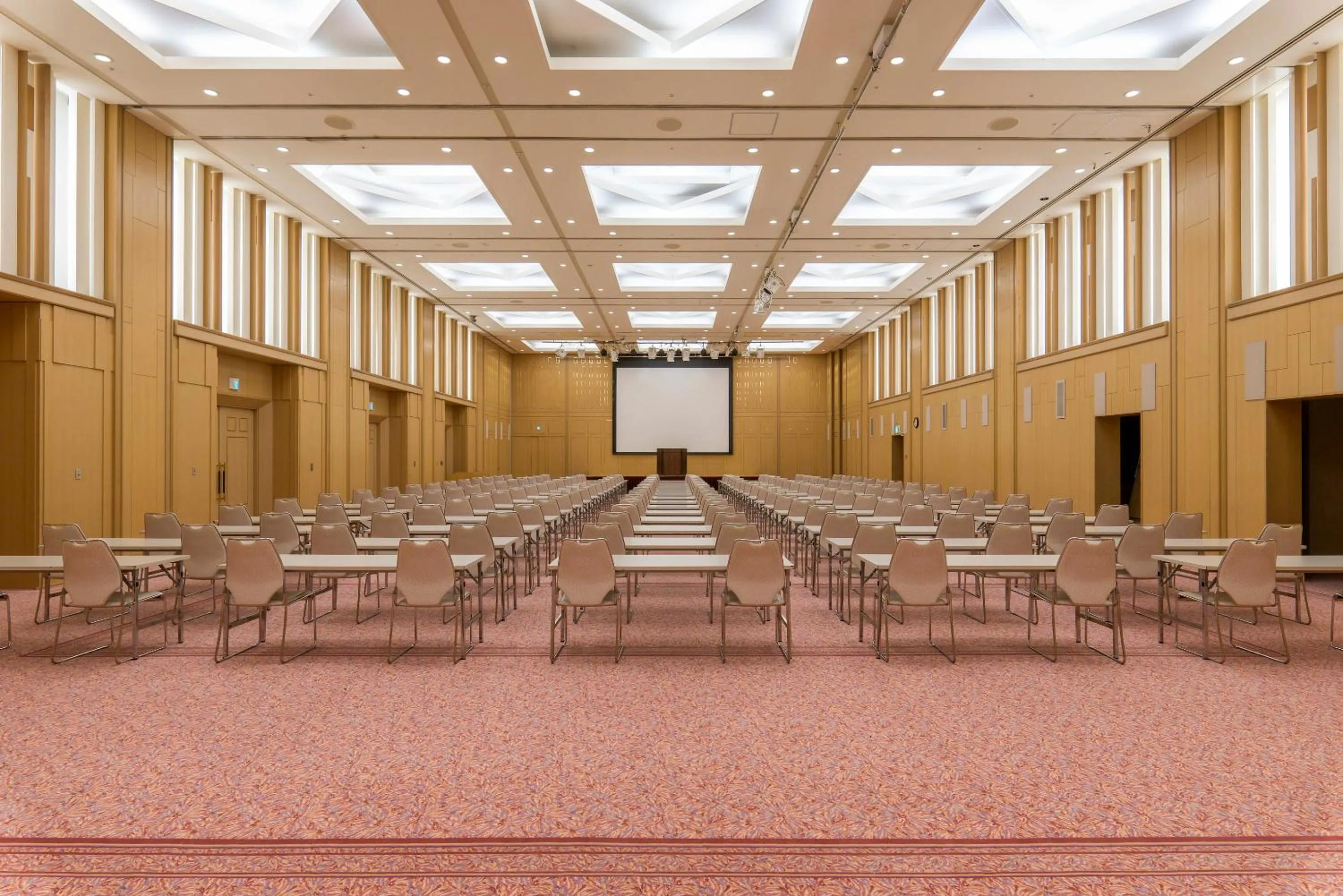 Meeting/conference room in New Welcity Yugawara