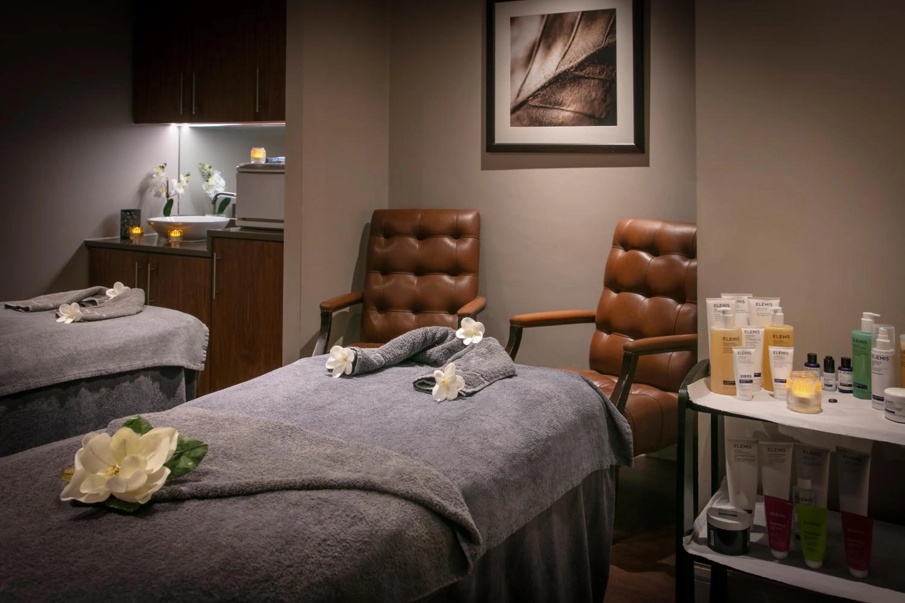 Spa and wellness centre/facilities, Bed in Glasgow Westerwood Hotel, Spa & Golf Resort