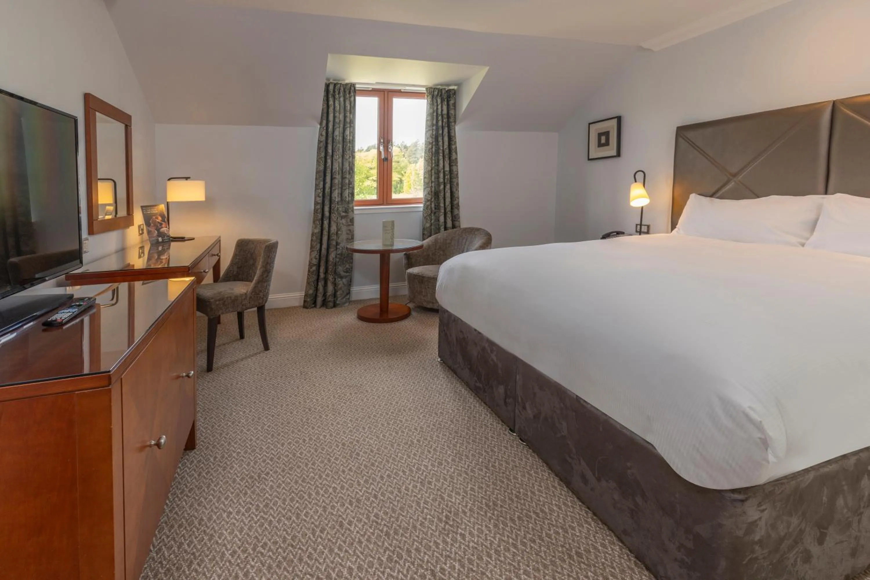 Bed in Glasgow Westerwood Hotel, Spa & Golf Resort