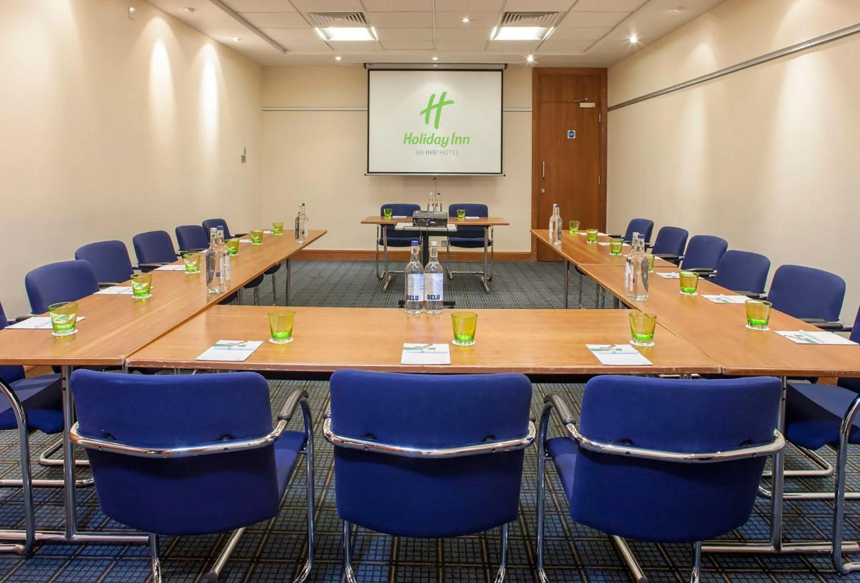 Meeting/conference room in Holiday Inn Rochester-Chatham by IHG
