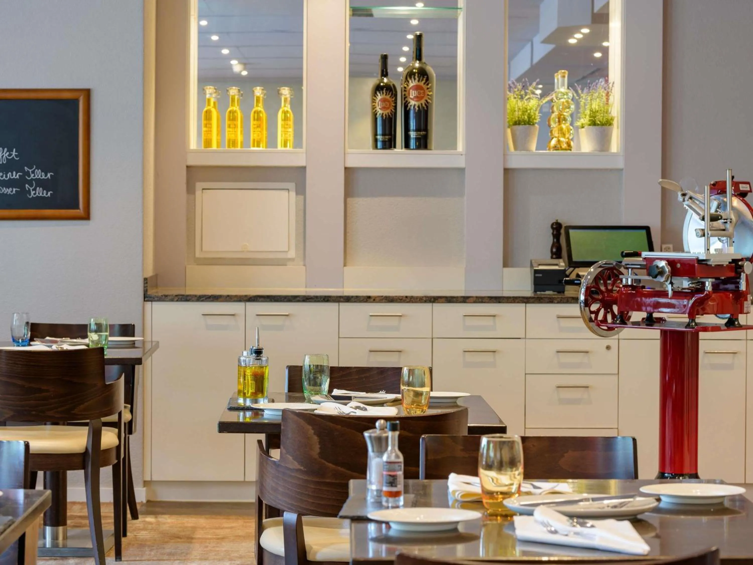 Restaurant/places to eat in Mövenpick Hotel Egerkingen