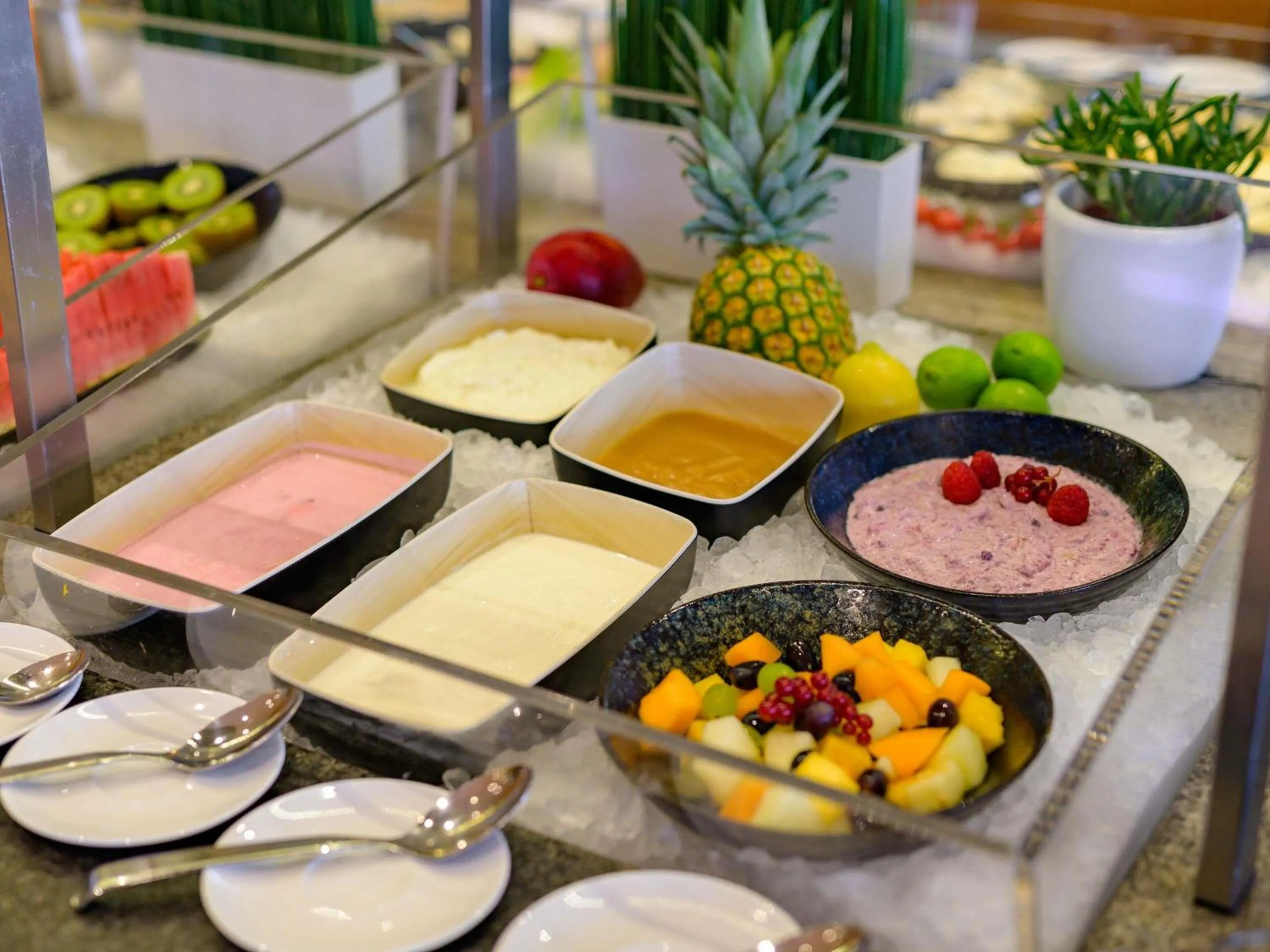 Breakfast in Mövenpick Hotel Egerkingen