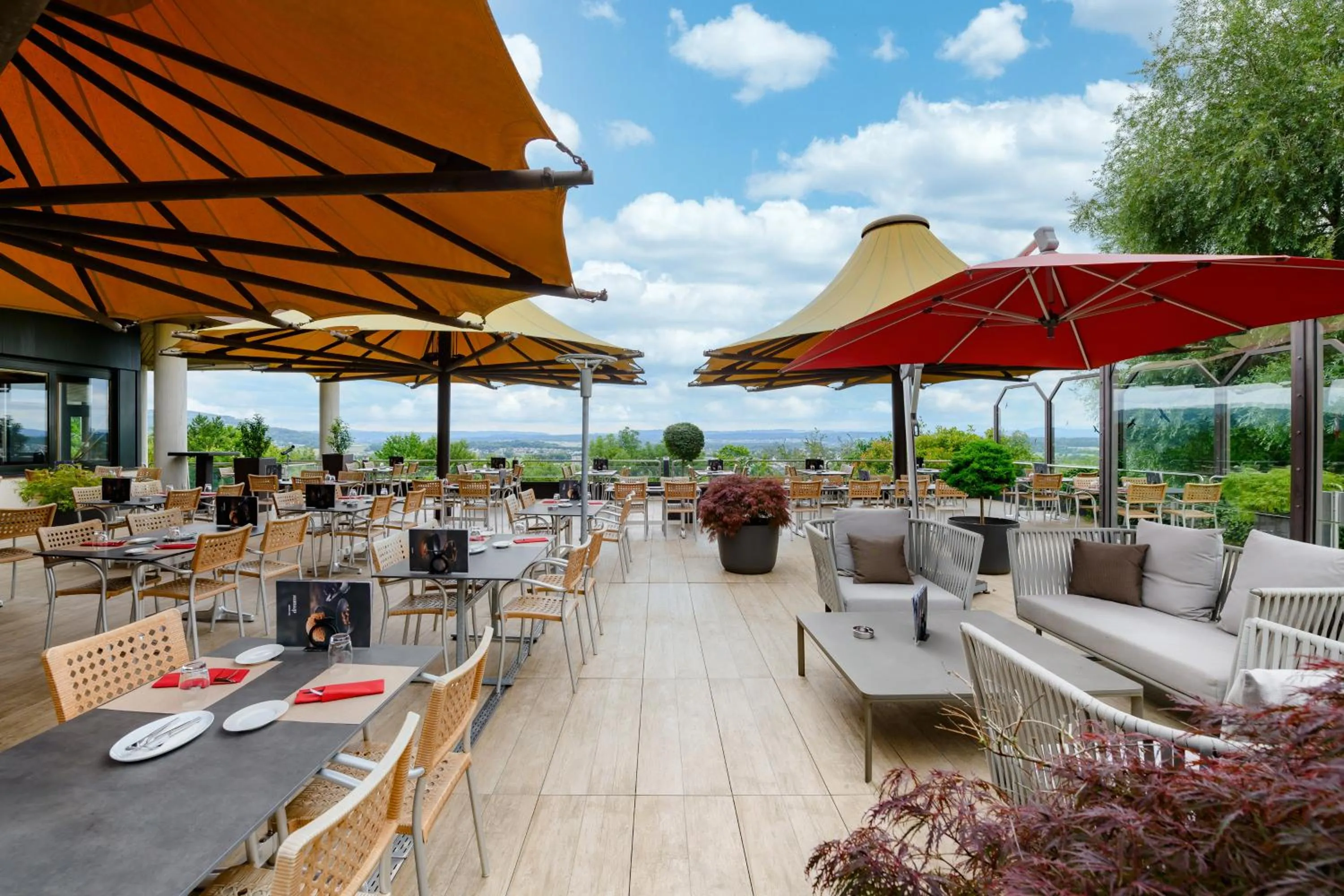 Balcony/Terrace in Mövenpick Hotel Egerkingen