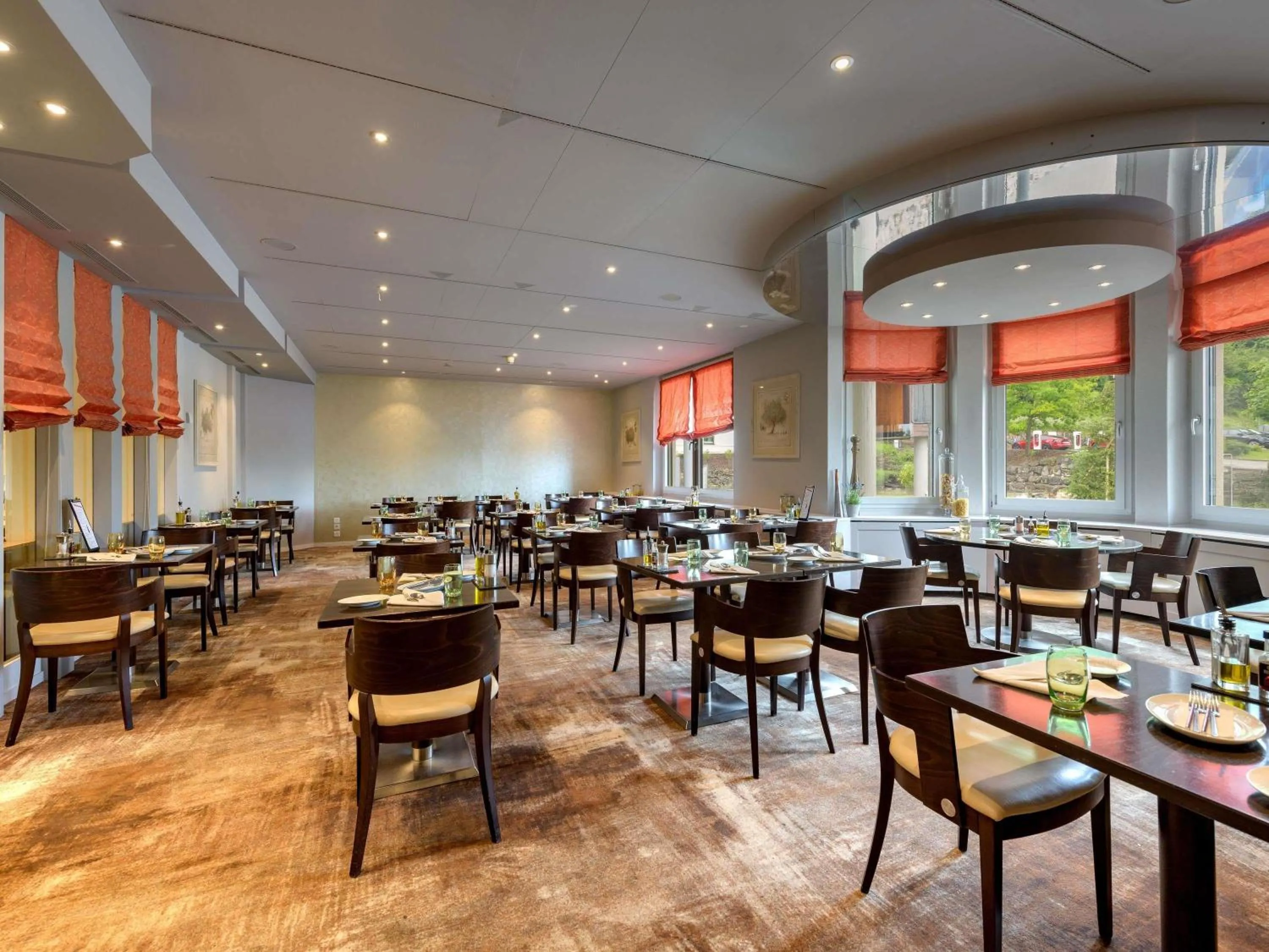 Restaurant/places to eat in Mövenpick Hotel Egerkingen