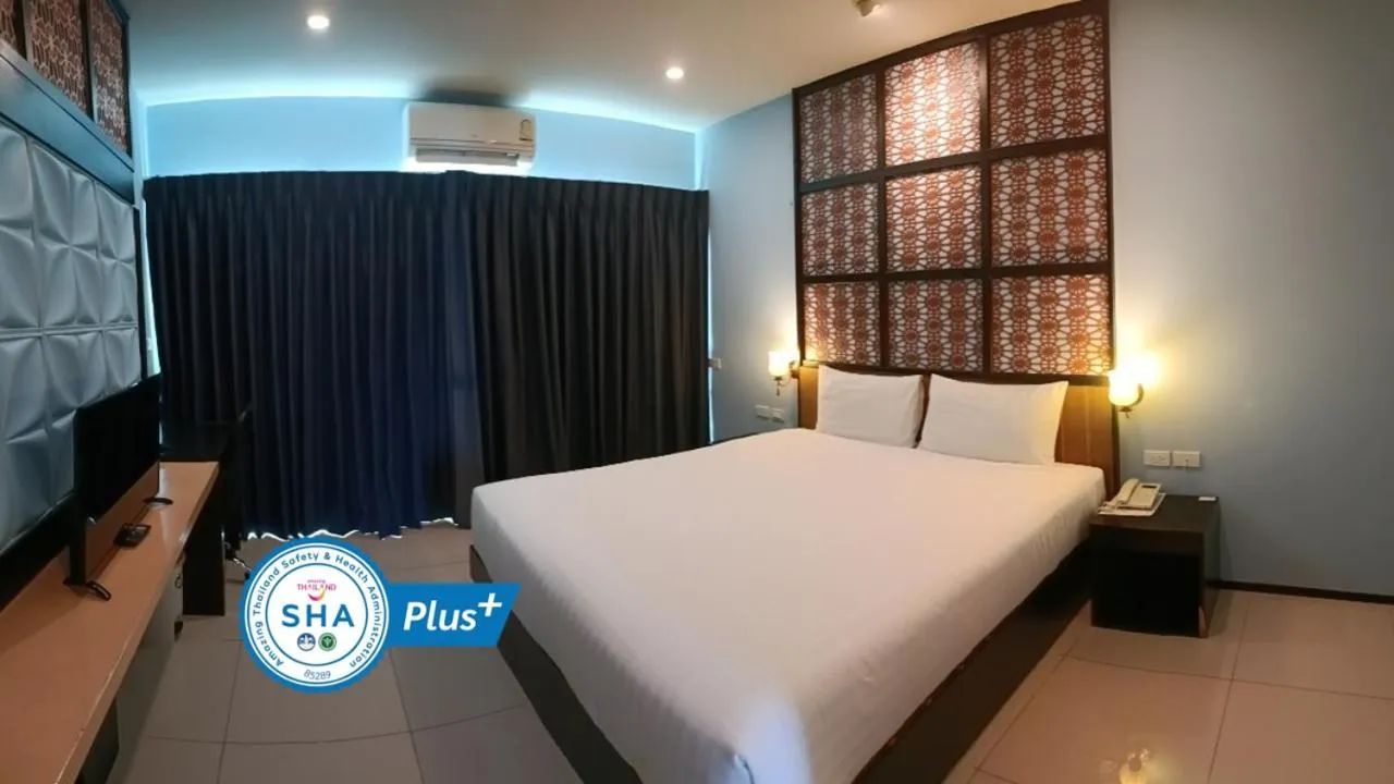 Bed in Phuket Chinoinn-SHAPlus Certified