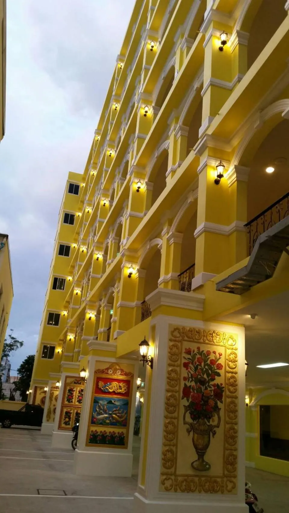 Property building in Phuket Chinoinn-SHAPlus Certified