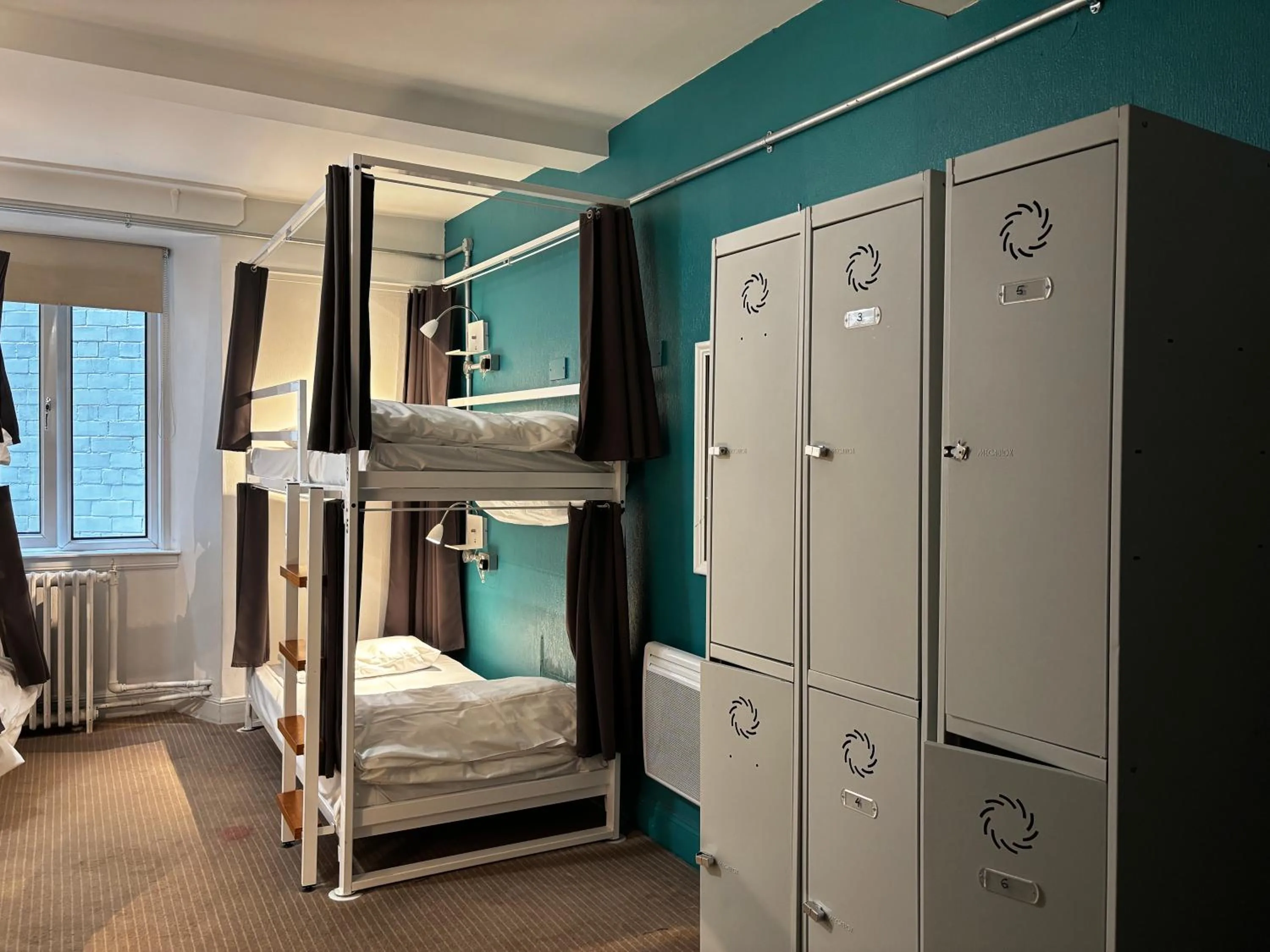 Bedroom, Bed in Safestay Glasgow Charing Cross