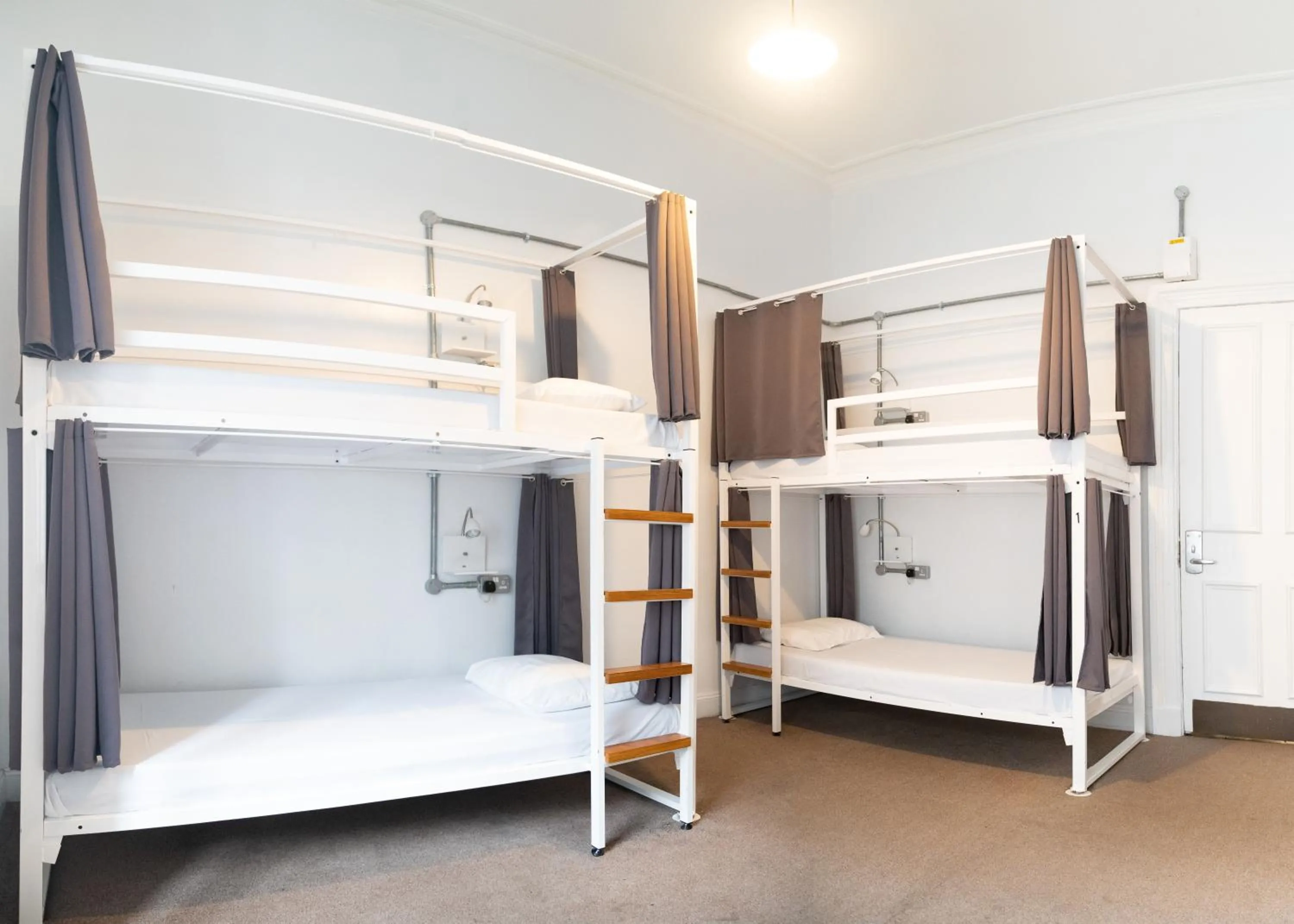 Bedroom, Bed in Safestay Glasgow Charing Cross