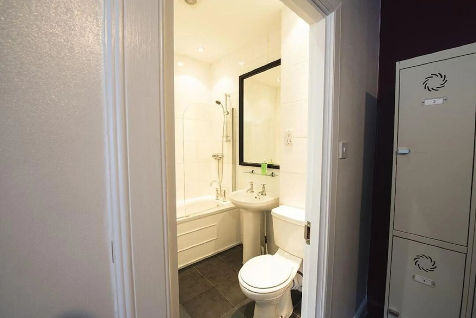 Bathroom in Safestay Glasgow Charing Cross