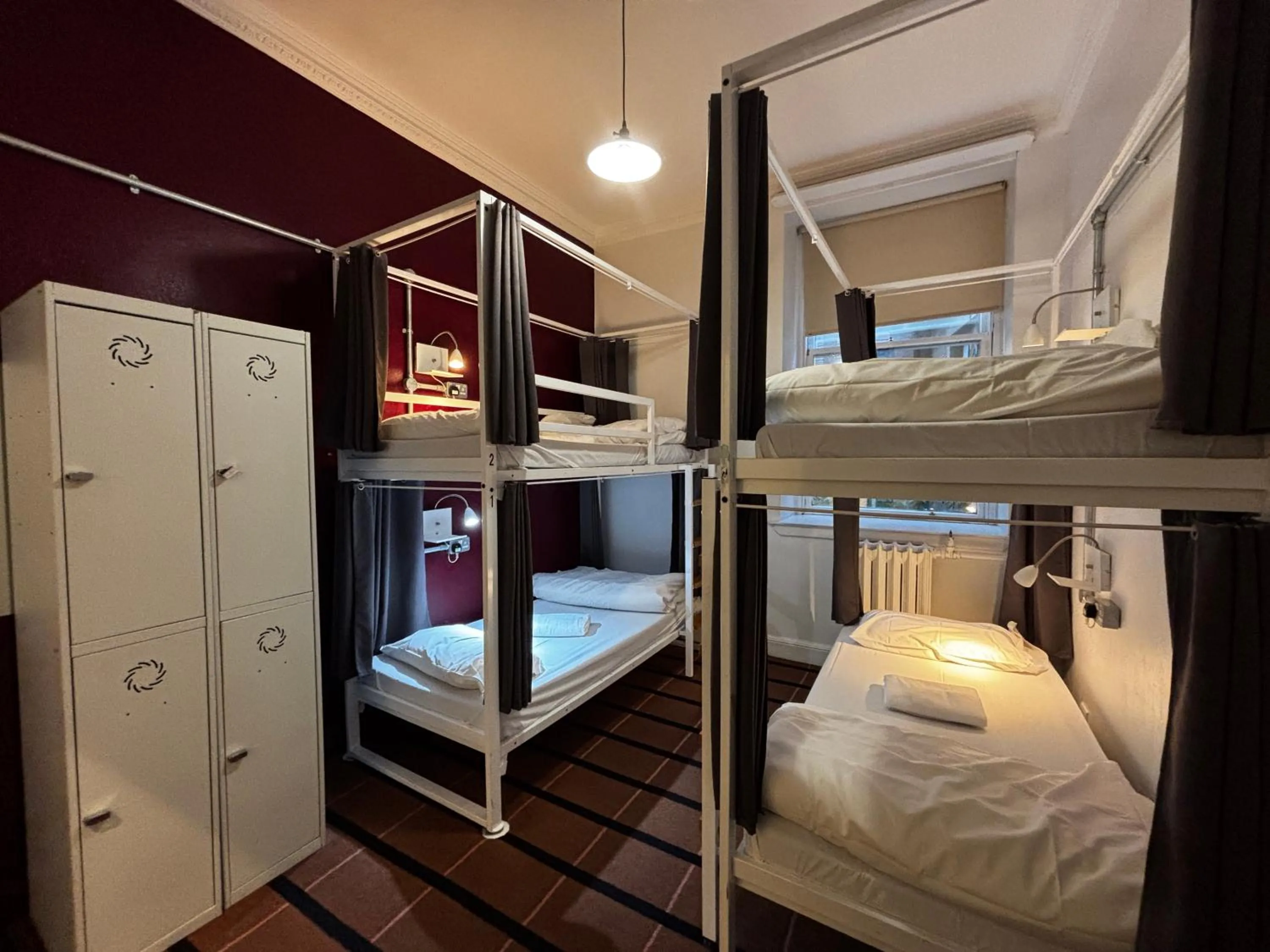 Bedroom, Bed in Safestay Glasgow Charing Cross