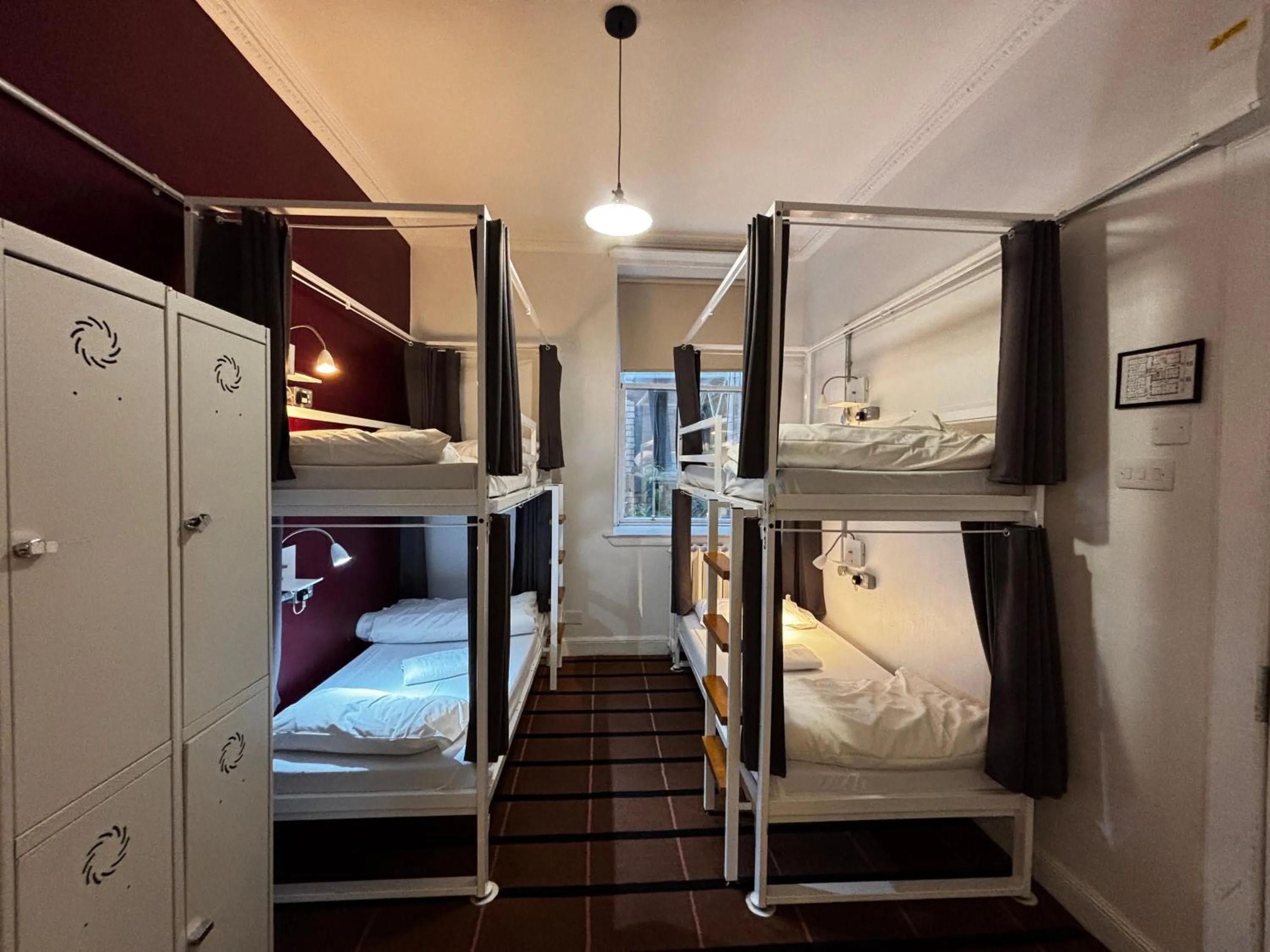 Bedroom, Bed in Safestay Glasgow Charing Cross