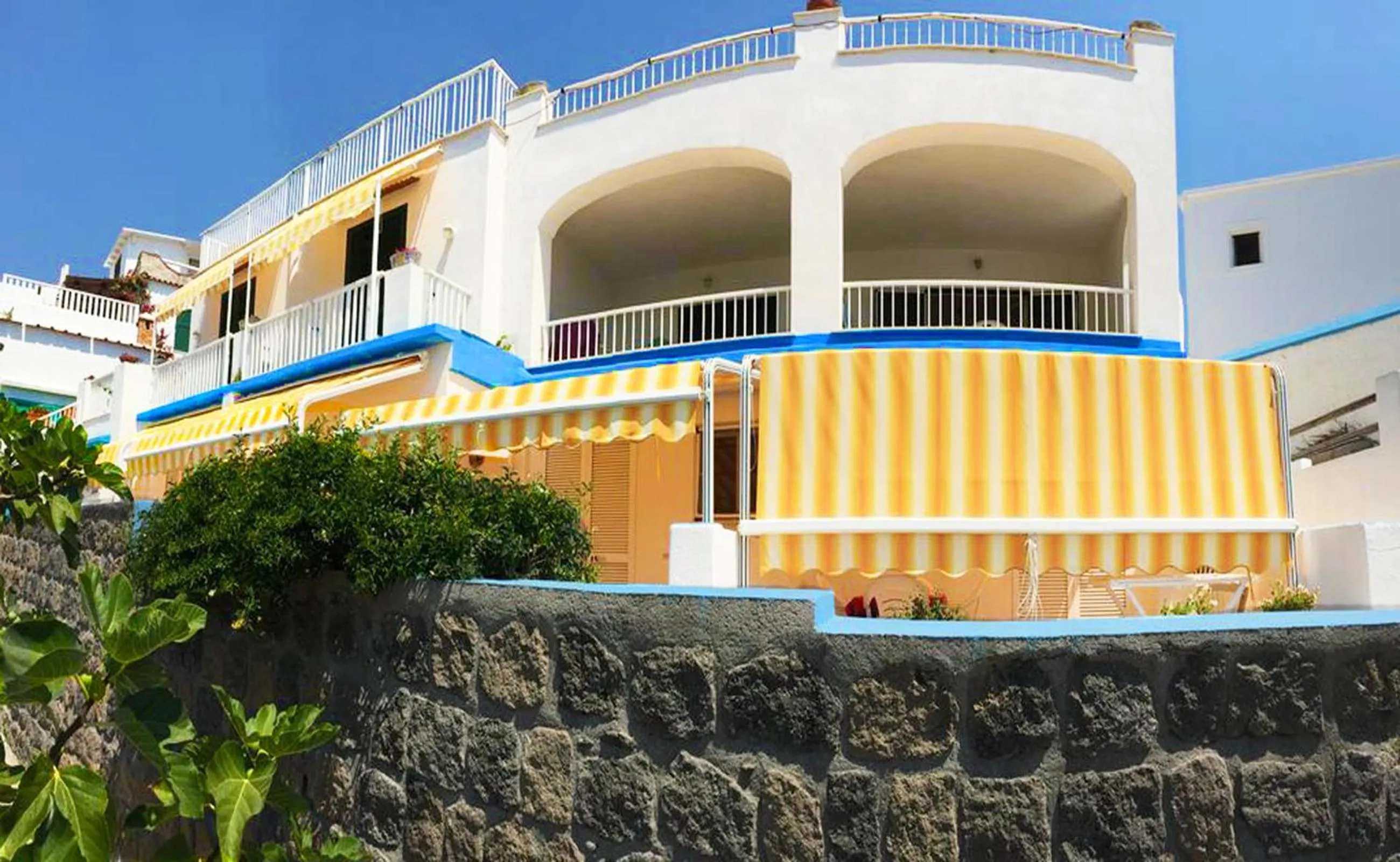 Property building in Casa Assunta