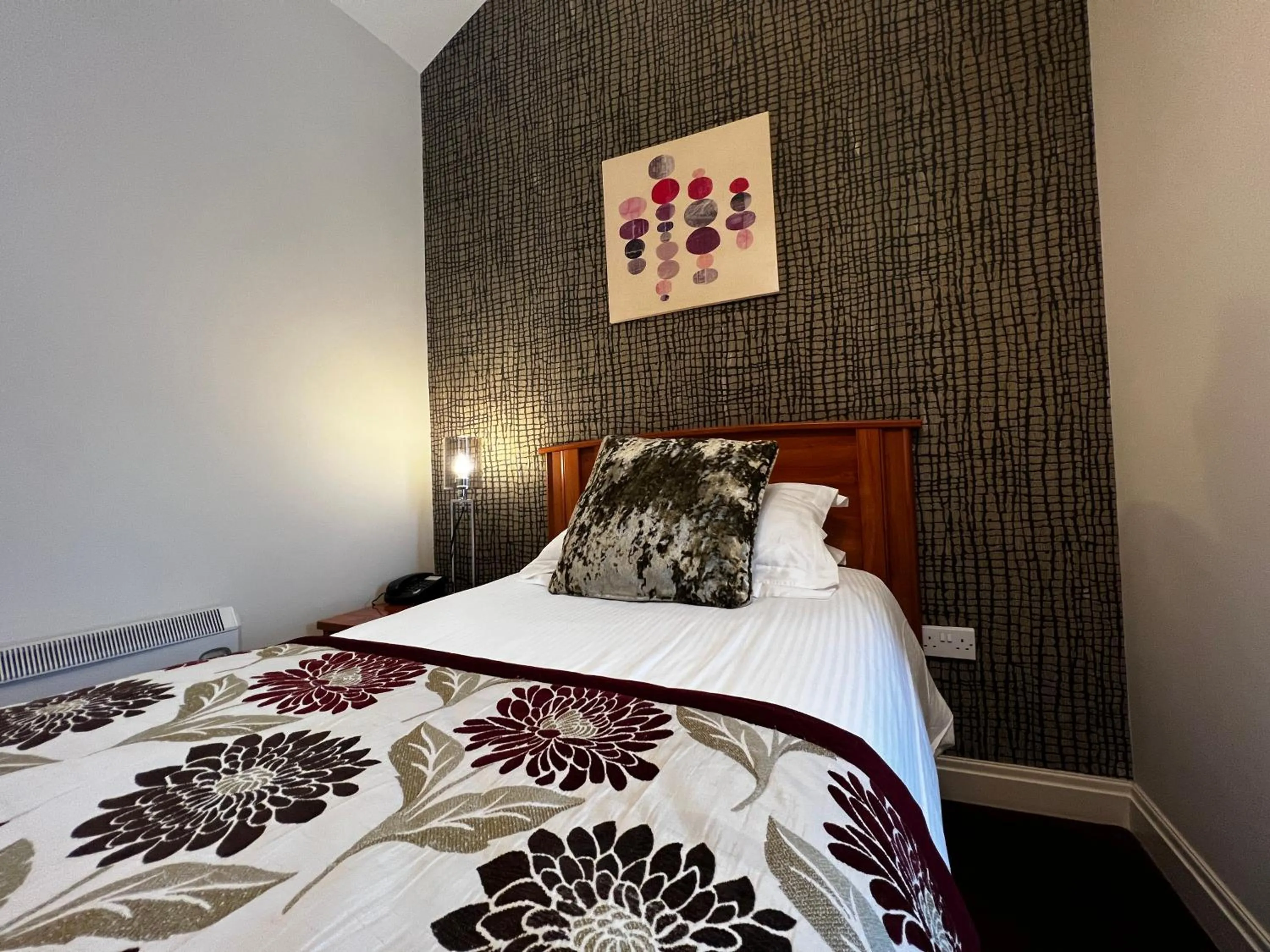 Bed in Herriots Hotel