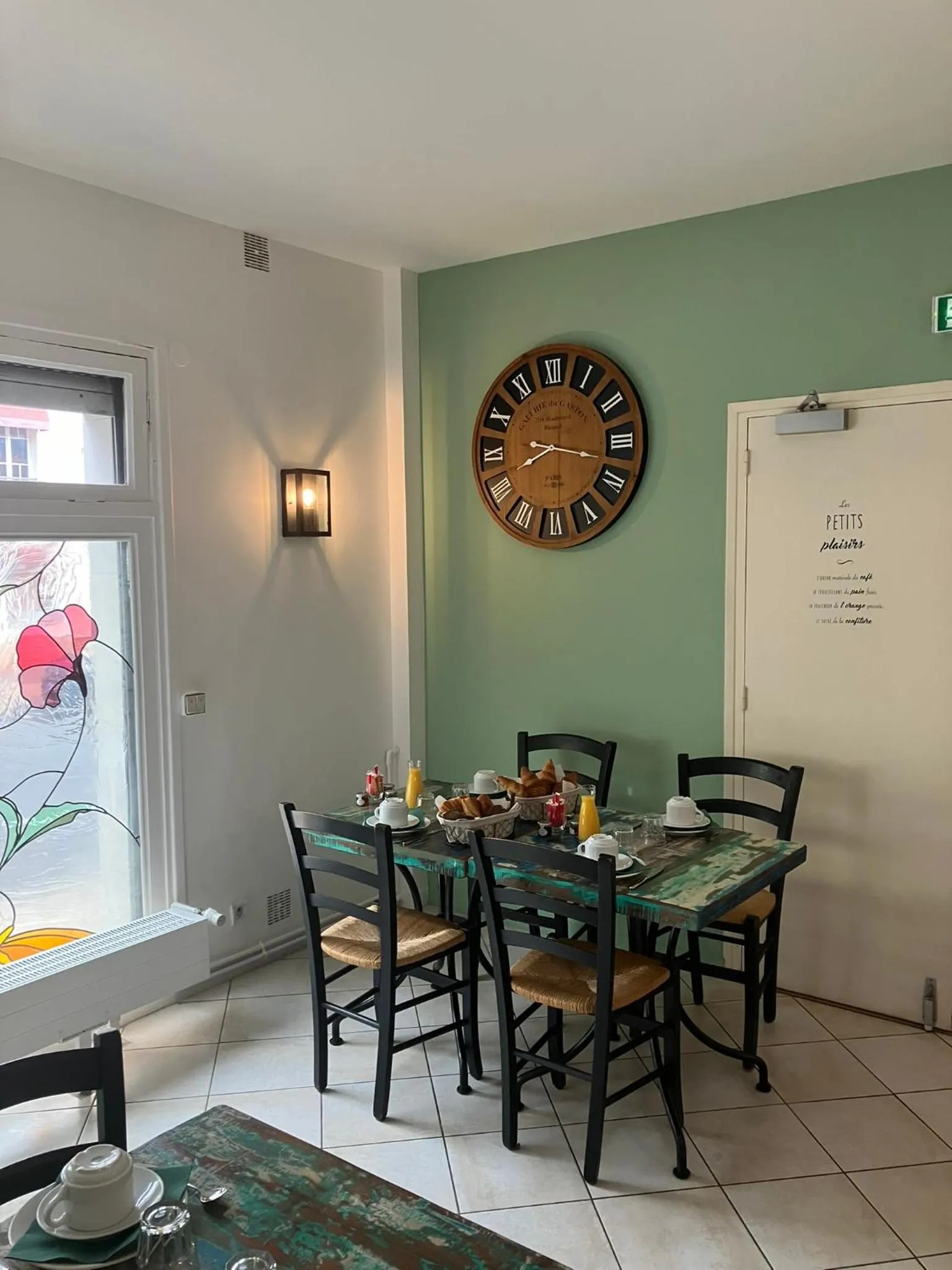 Breakfast in Hôtel de la Côte Fleurie