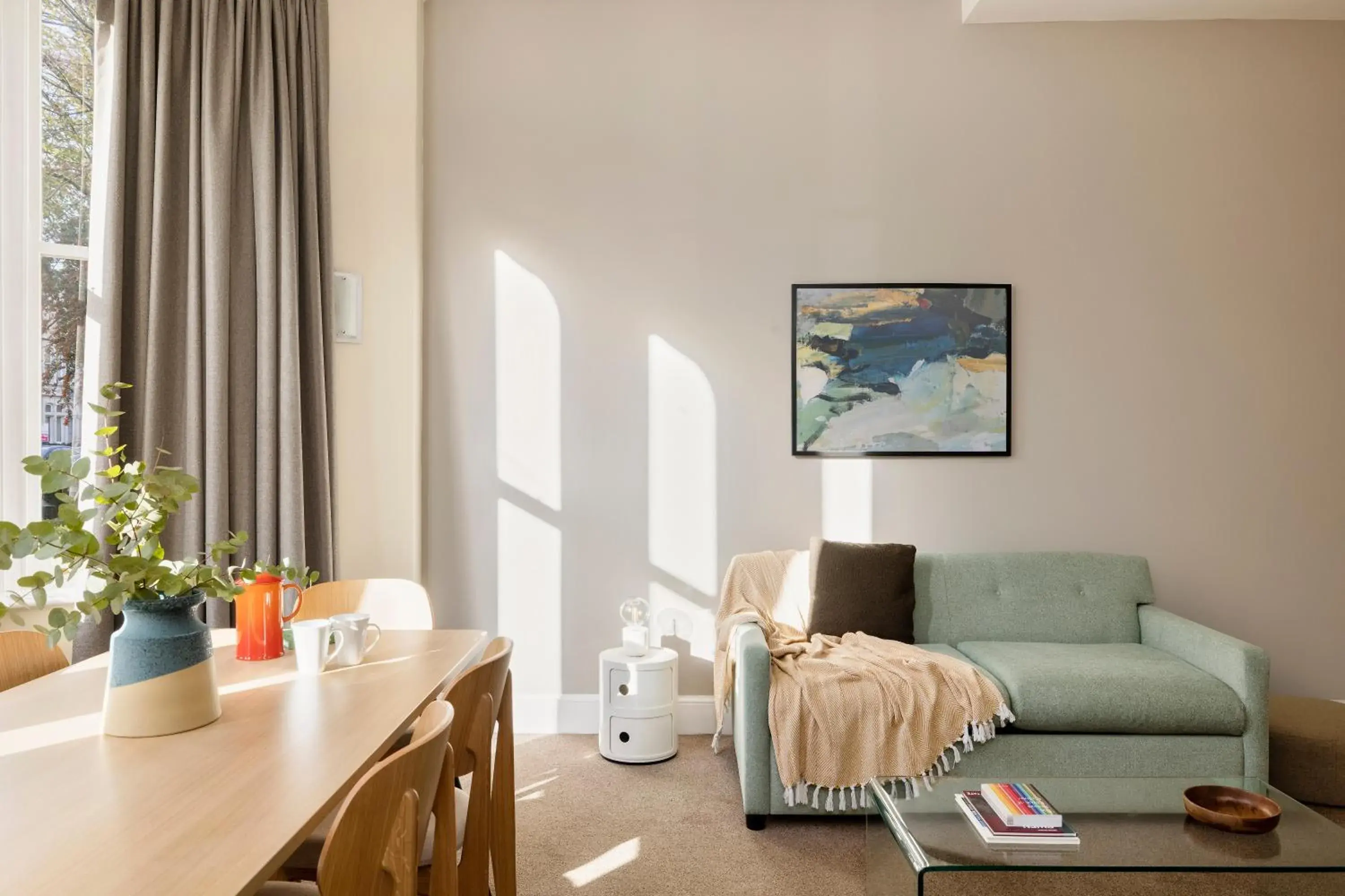 Two-Bedroom Apartment in SACO Cardiff Cathedral Road Two-Bedroom Apartment in SACO Cardiff Cathedral Road