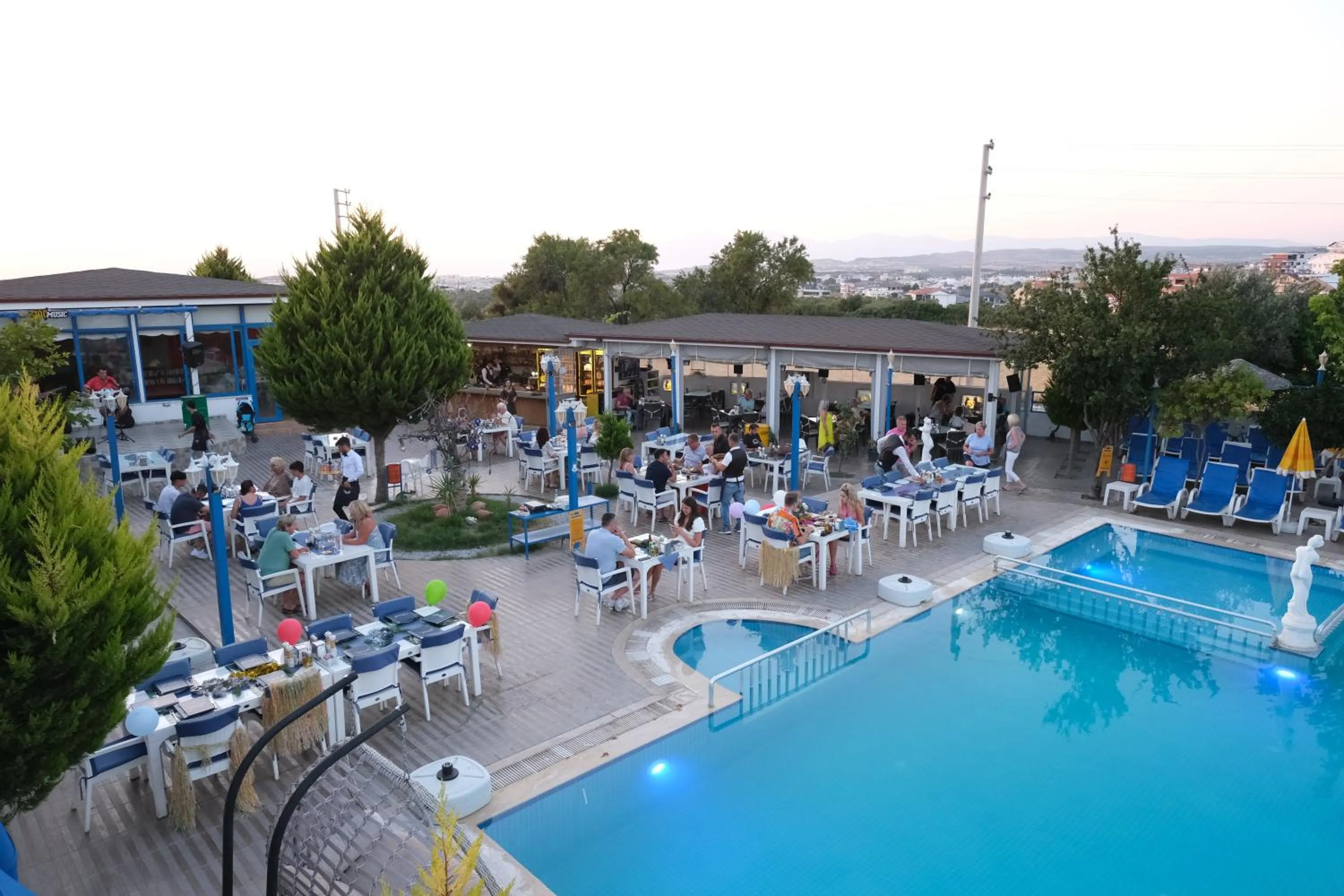 Day in Mavi Pansiyon & Restaurant