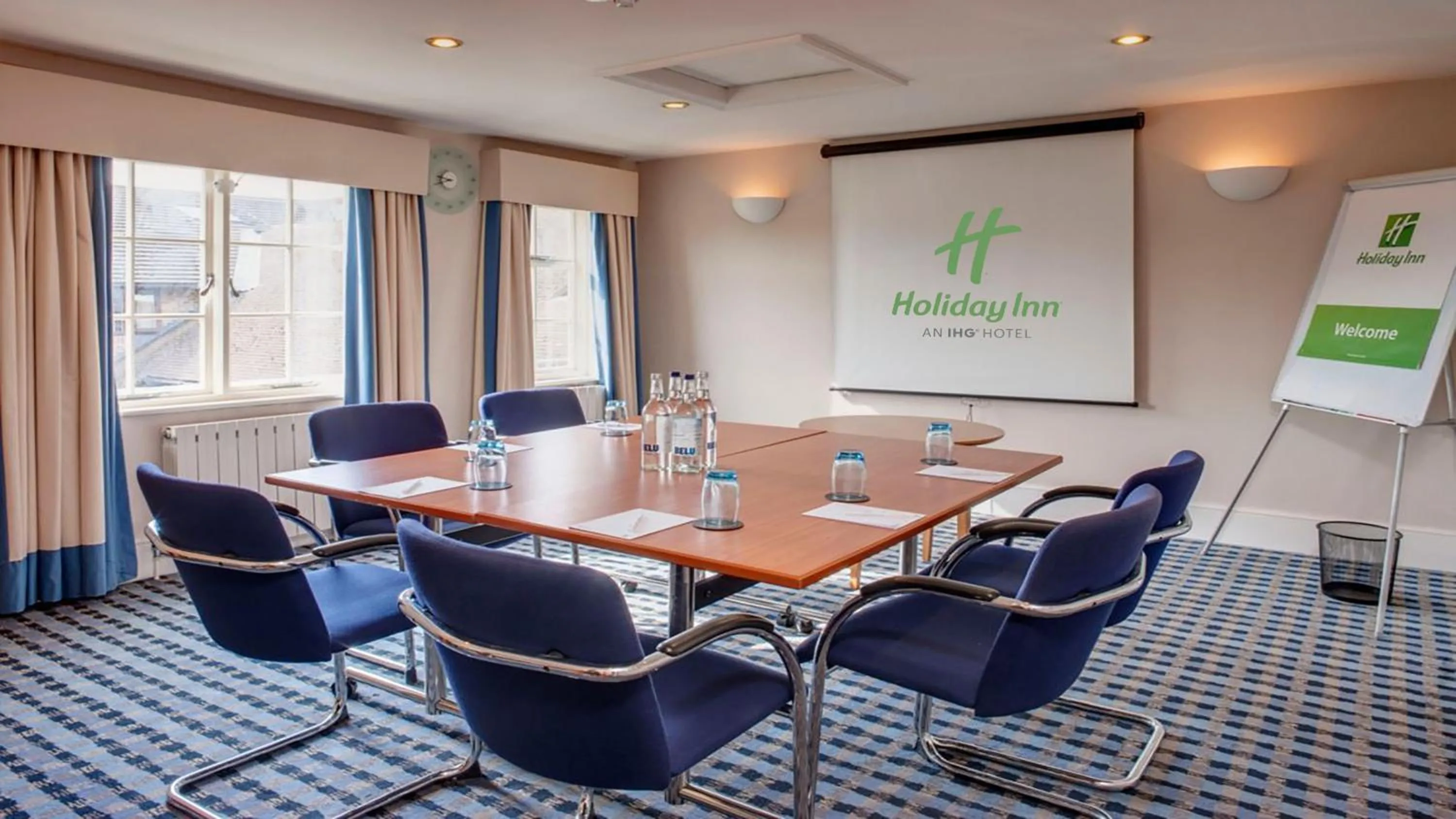 Meeting/conference room in Holiday Inn Ashford Central by IHG