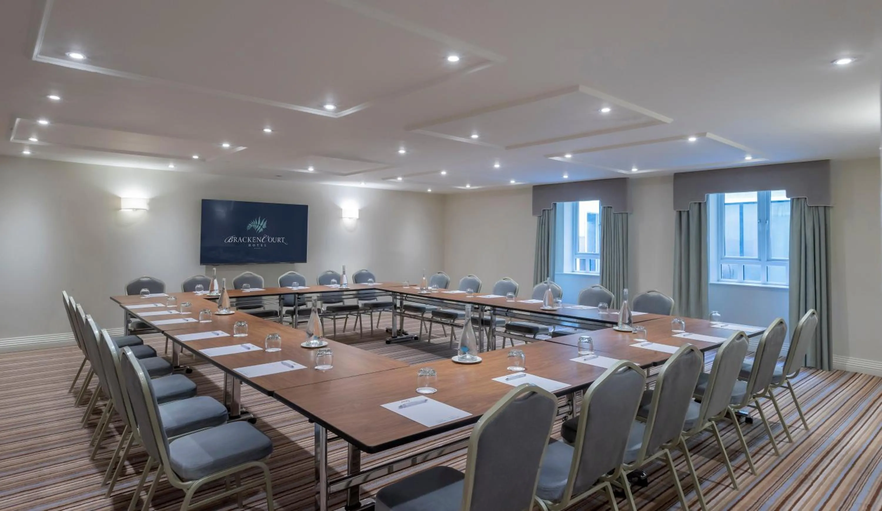Meeting/conference room in Bracken Court Hotel