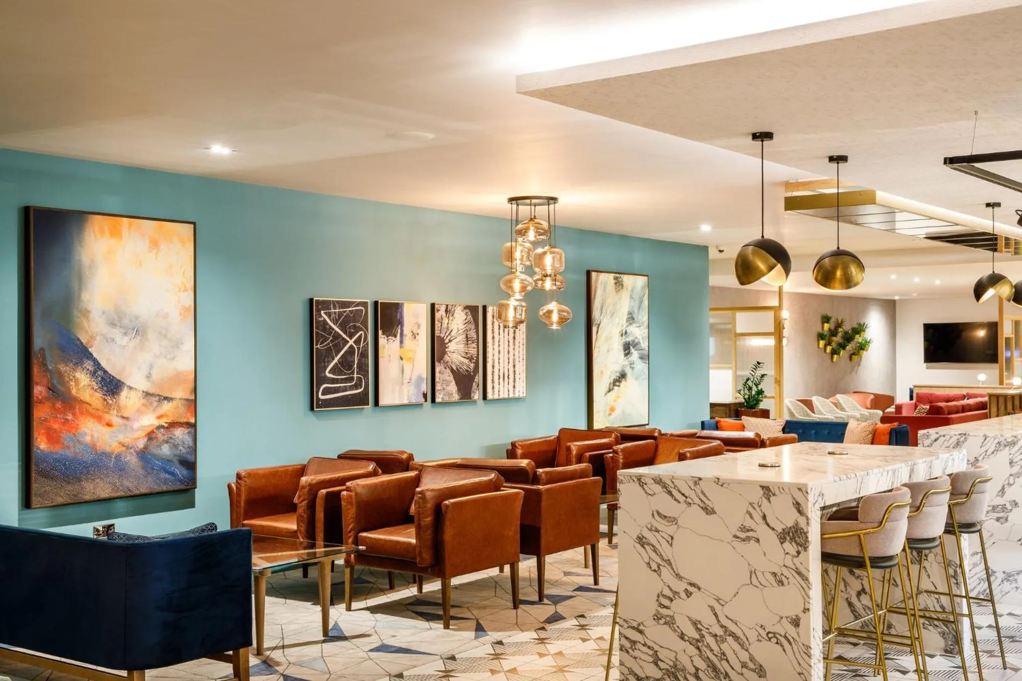 Lounge or bar in Crowne Plaza Manchester Airport by IHG