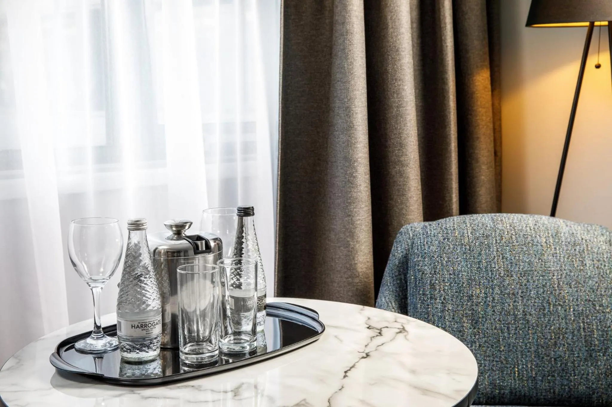 Photo of the whole room in Crowne Plaza Manchester Airport by IHG