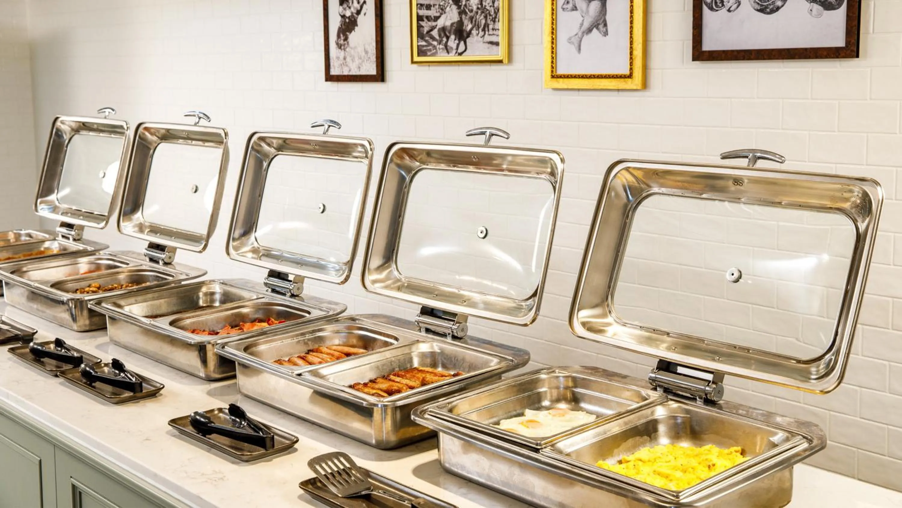 Breakfast in Crowne Plaza Manchester Airport by IHG