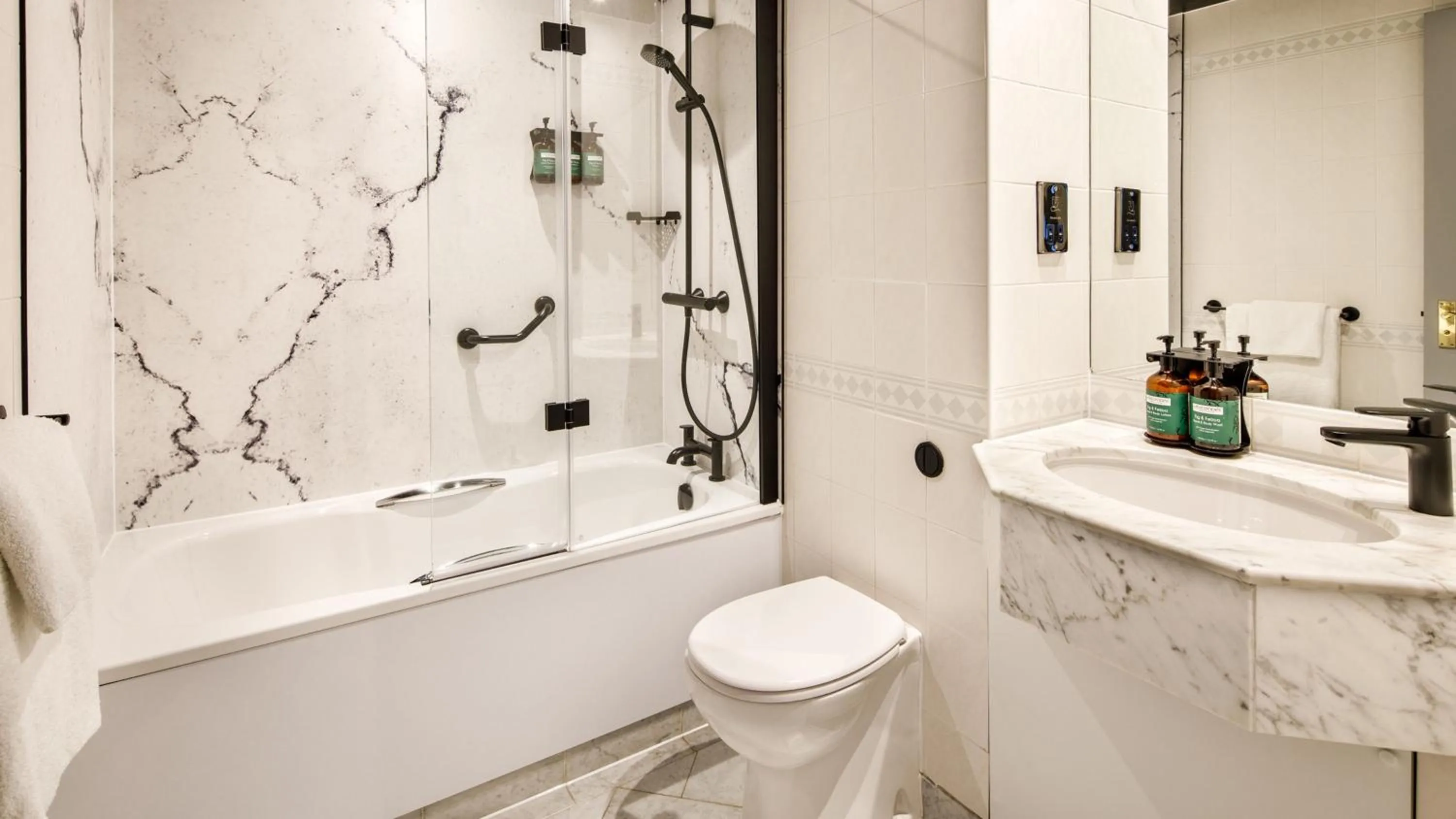 Bathroom in Crowne Plaza Manchester Airport by IHG