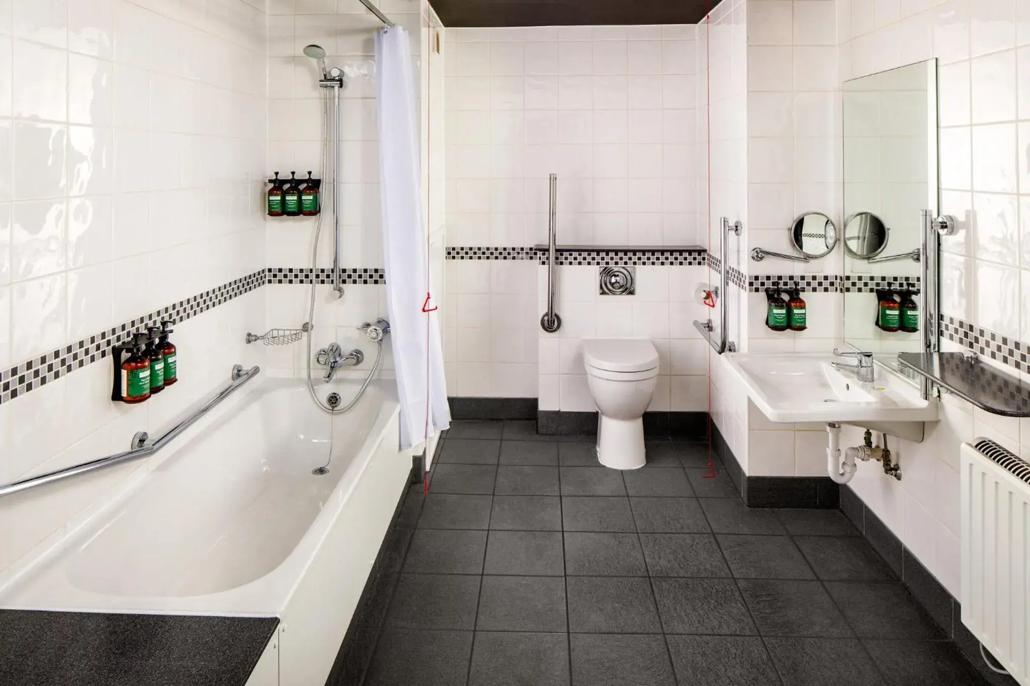 1 Double Standard Accessible Ground Floor in Crowne Plaza Manchester Airport by IHG 1 Double Standard Accessible Ground Floor in Crowne Plaza Manchester Airport by IHG