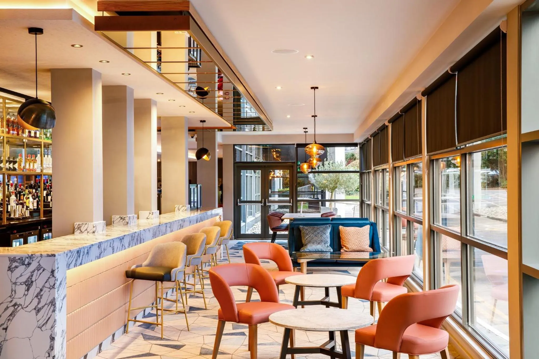 Lounge or bar in Crowne Plaza Manchester Airport by IHG