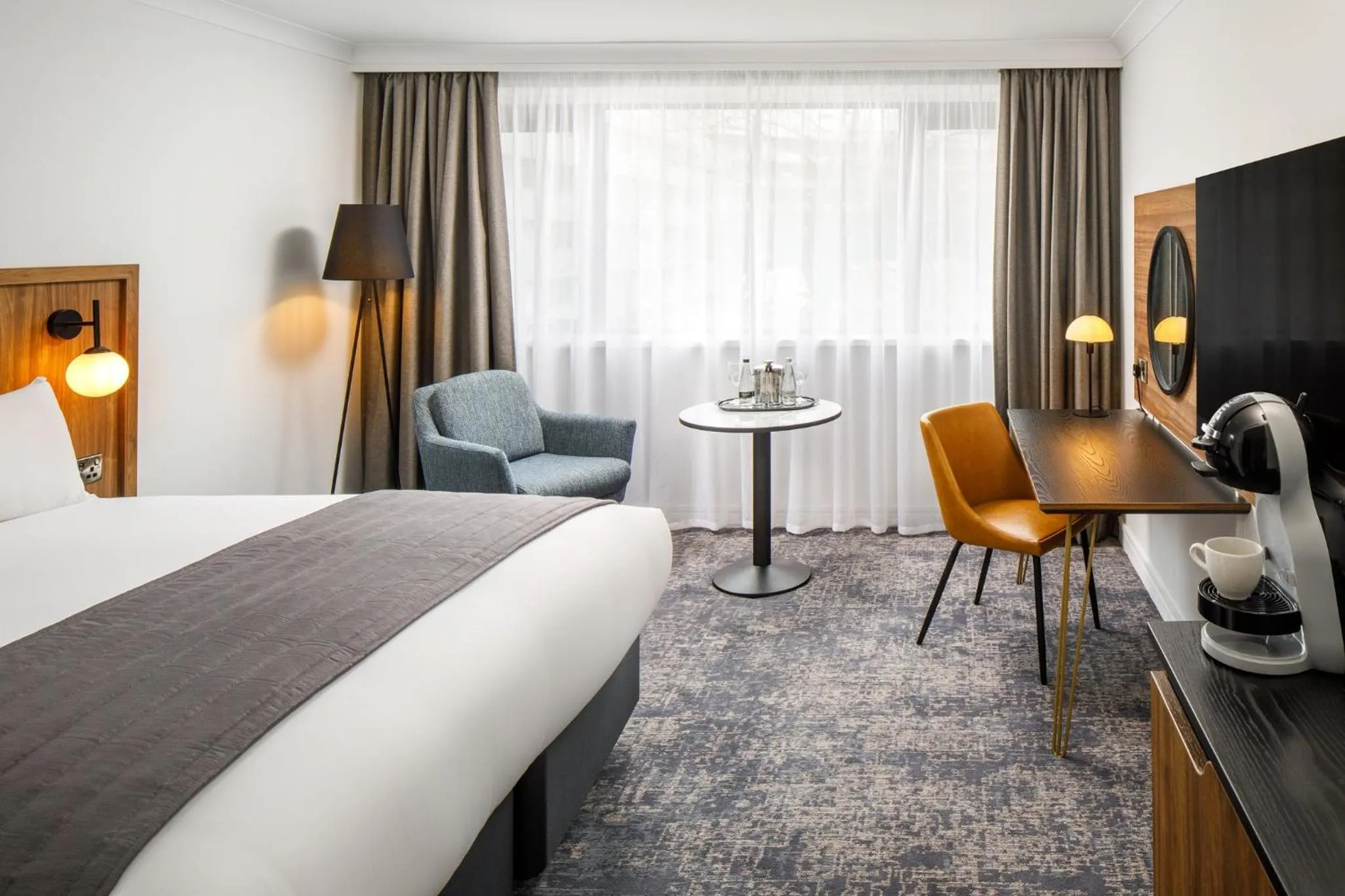 Photo of the whole room, Bed in Crowne Plaza Manchester Airport by IHG