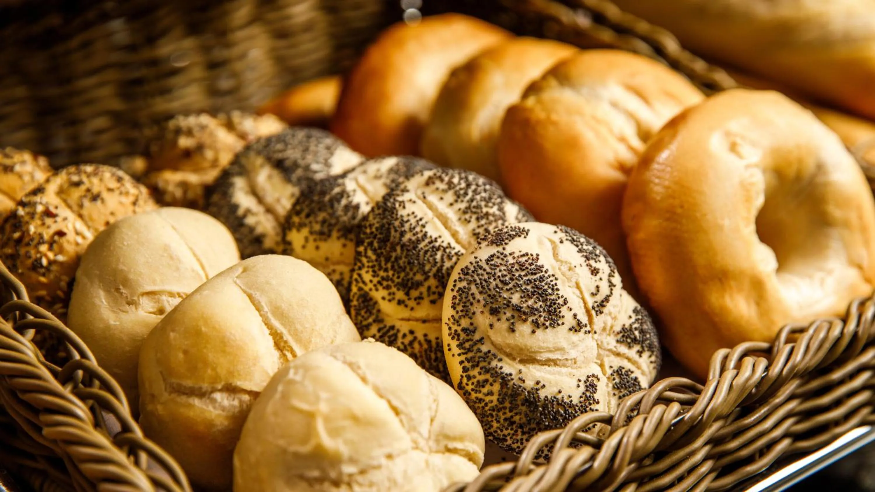 Breakfast in Crowne Plaza Manchester Airport by IHG