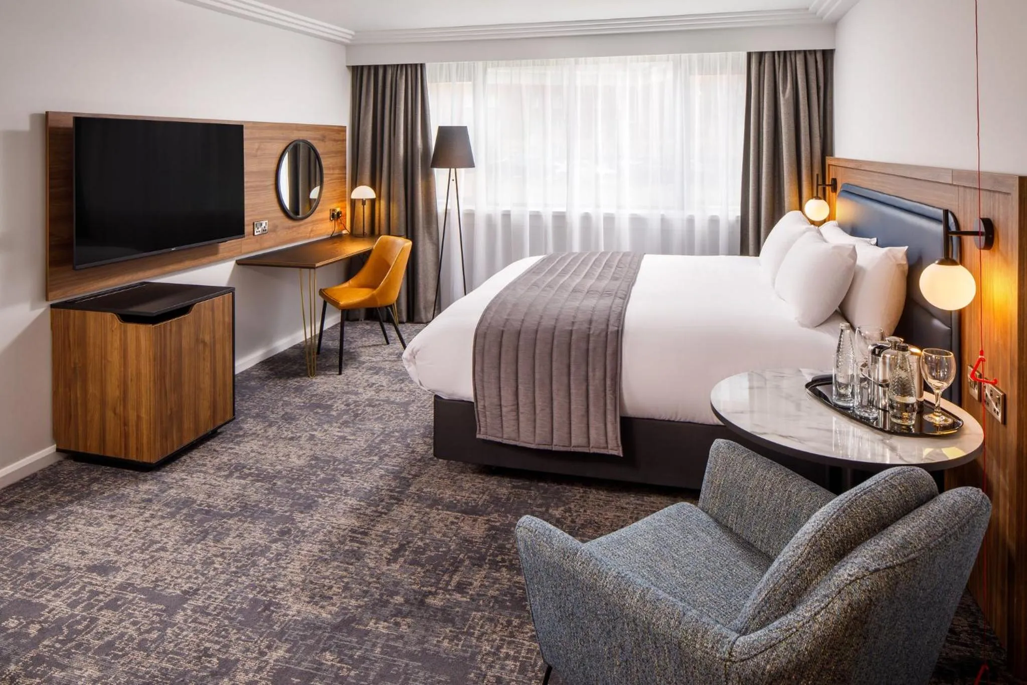 Photo of the whole room, Bed in Crowne Plaza Manchester Airport by IHG