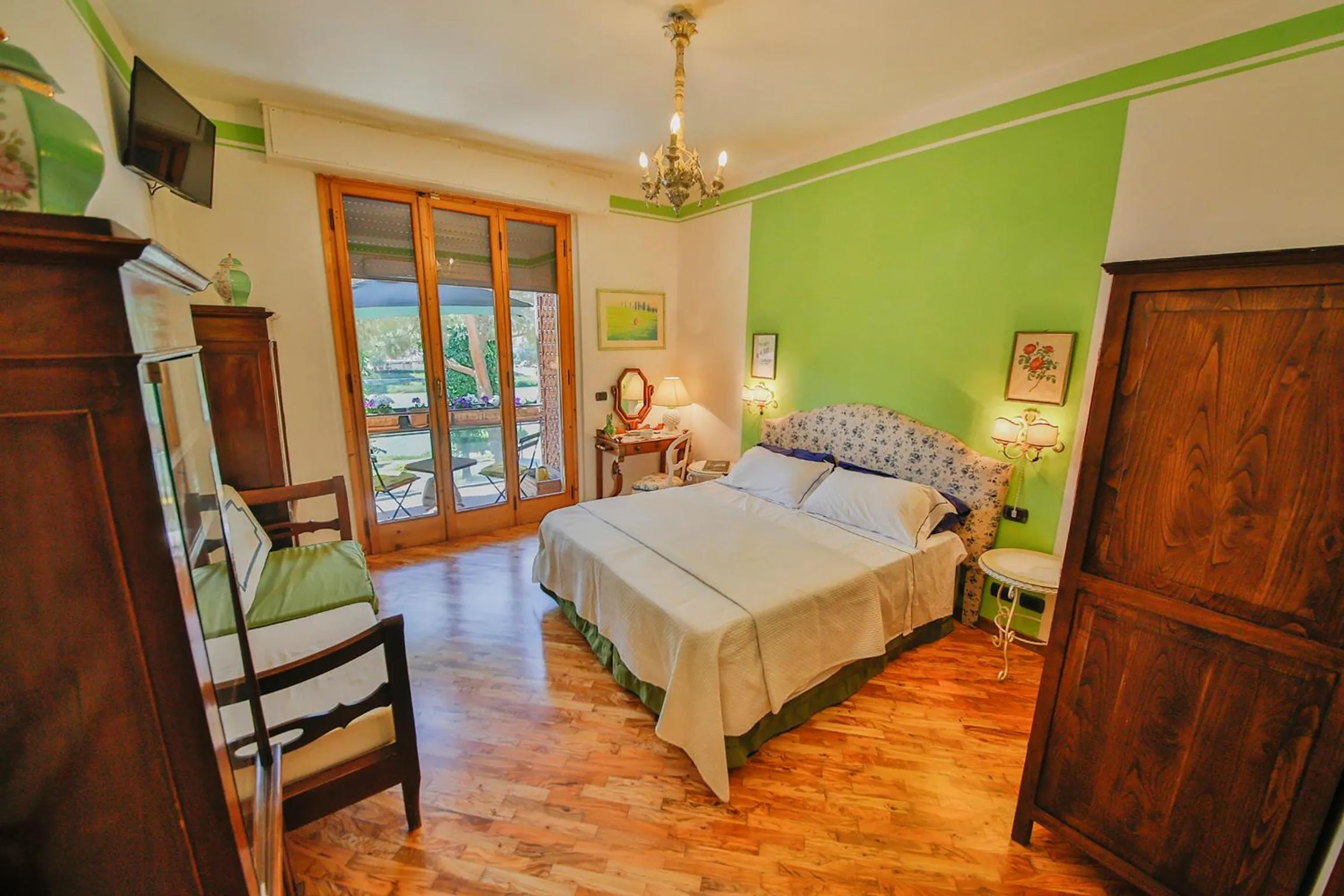 Photo of the whole room, Bed in Baronessa B&B Florence