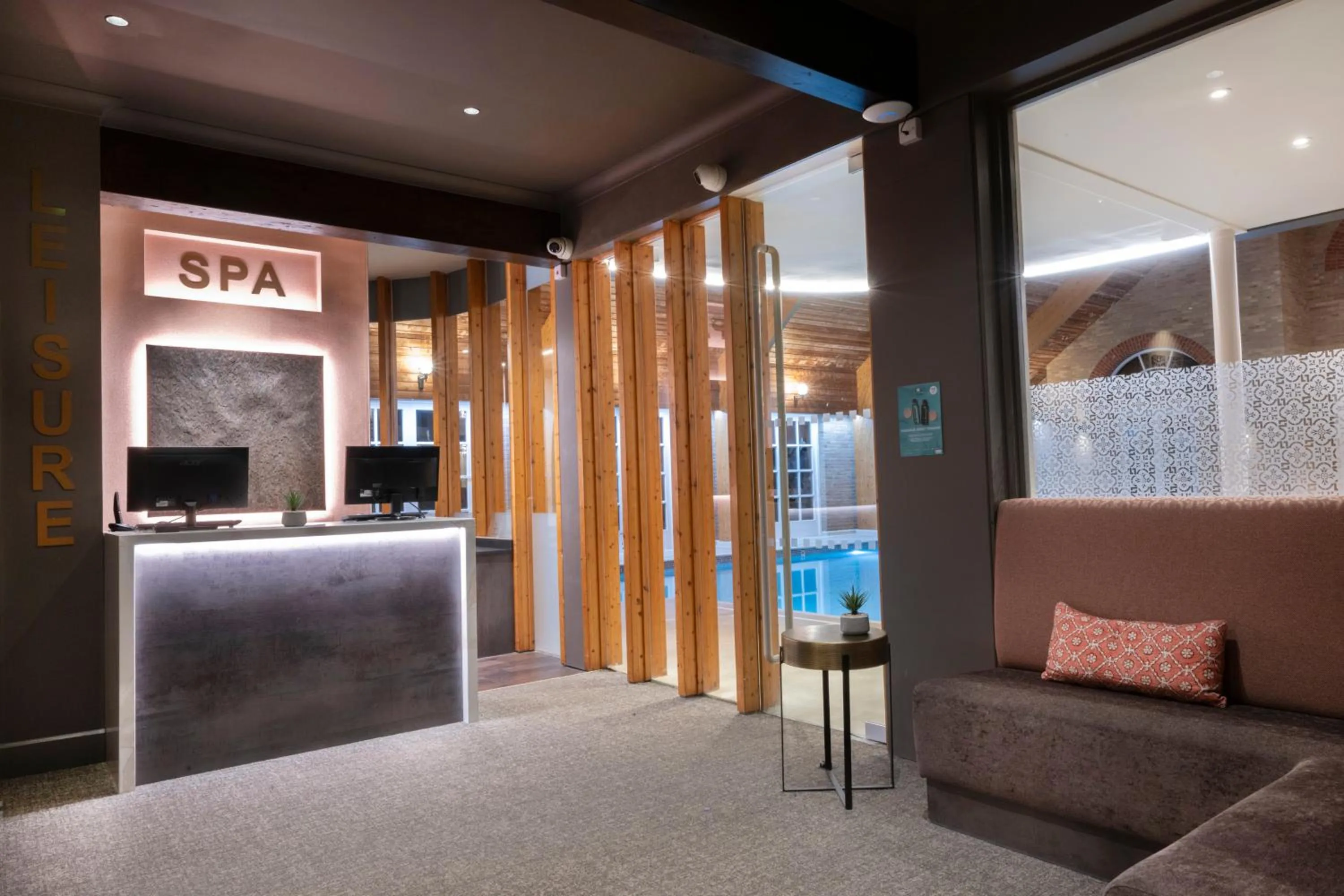 Spa and wellness centre/facilities in Park Farm Hotel